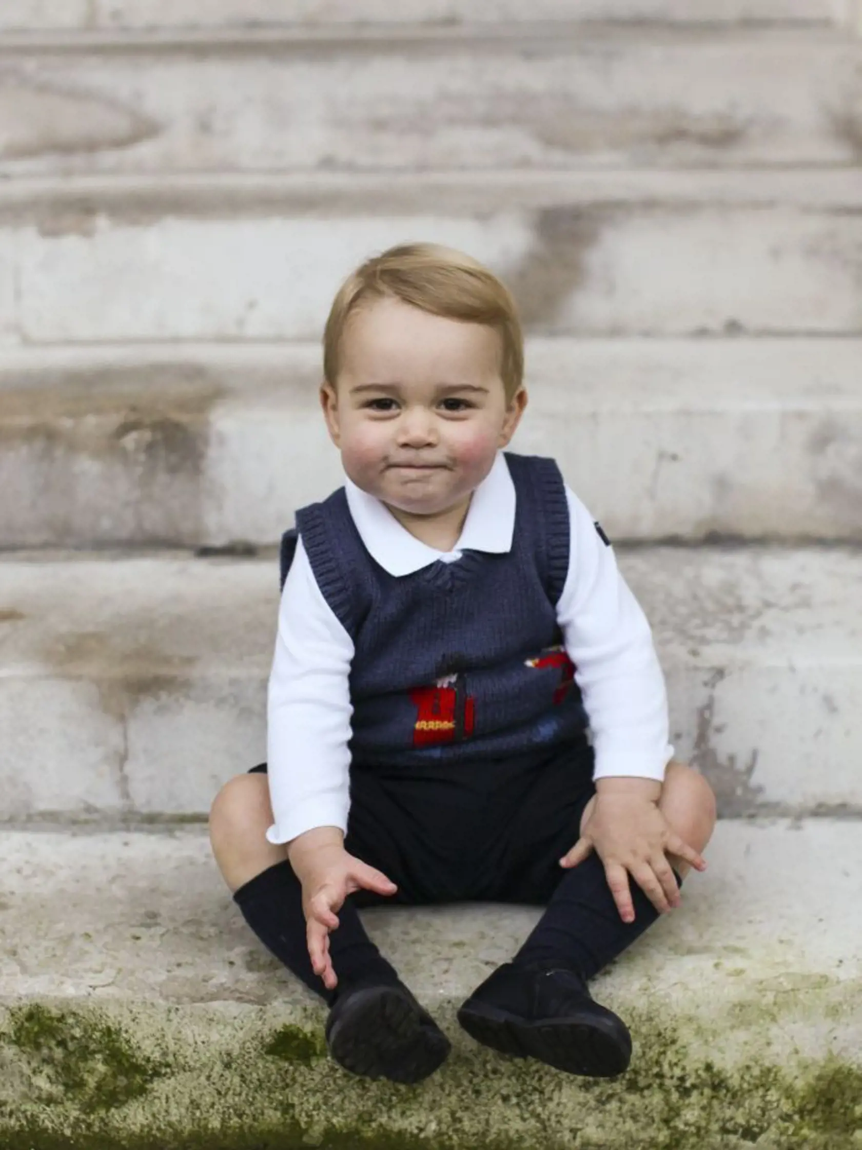Malého princa Georgea odfotili jeho rodičia William a Kate.