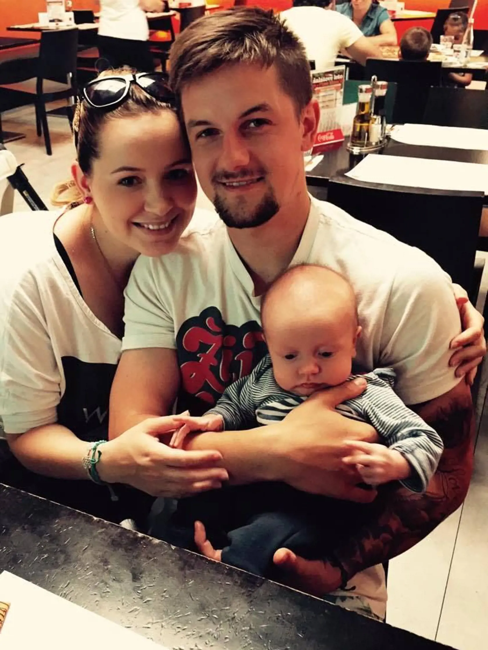 Dominika a rodinka - partner Peter a synček Peťko.