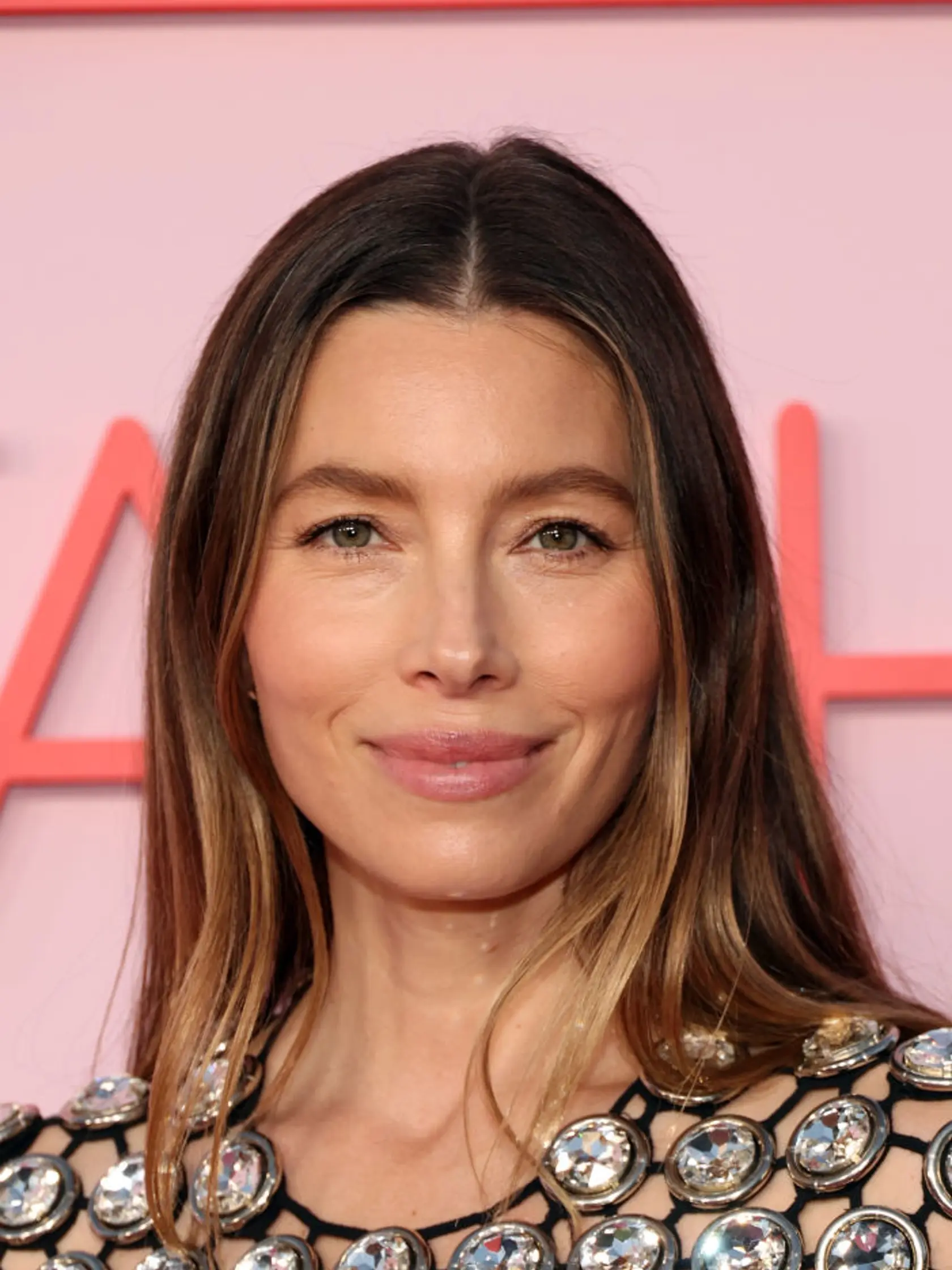 Jessica Biel (Mary Camdenová) je najúspešnejšou spomedzi hercov zo seriálu.