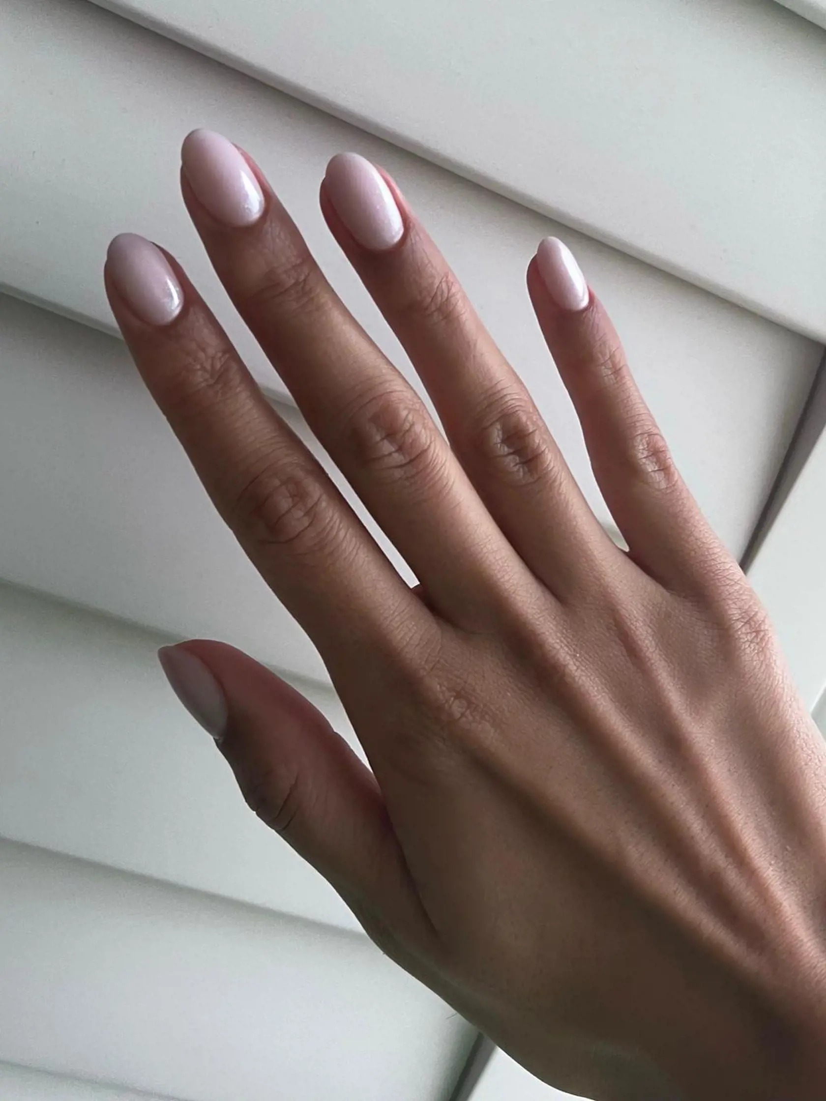 Milk nails