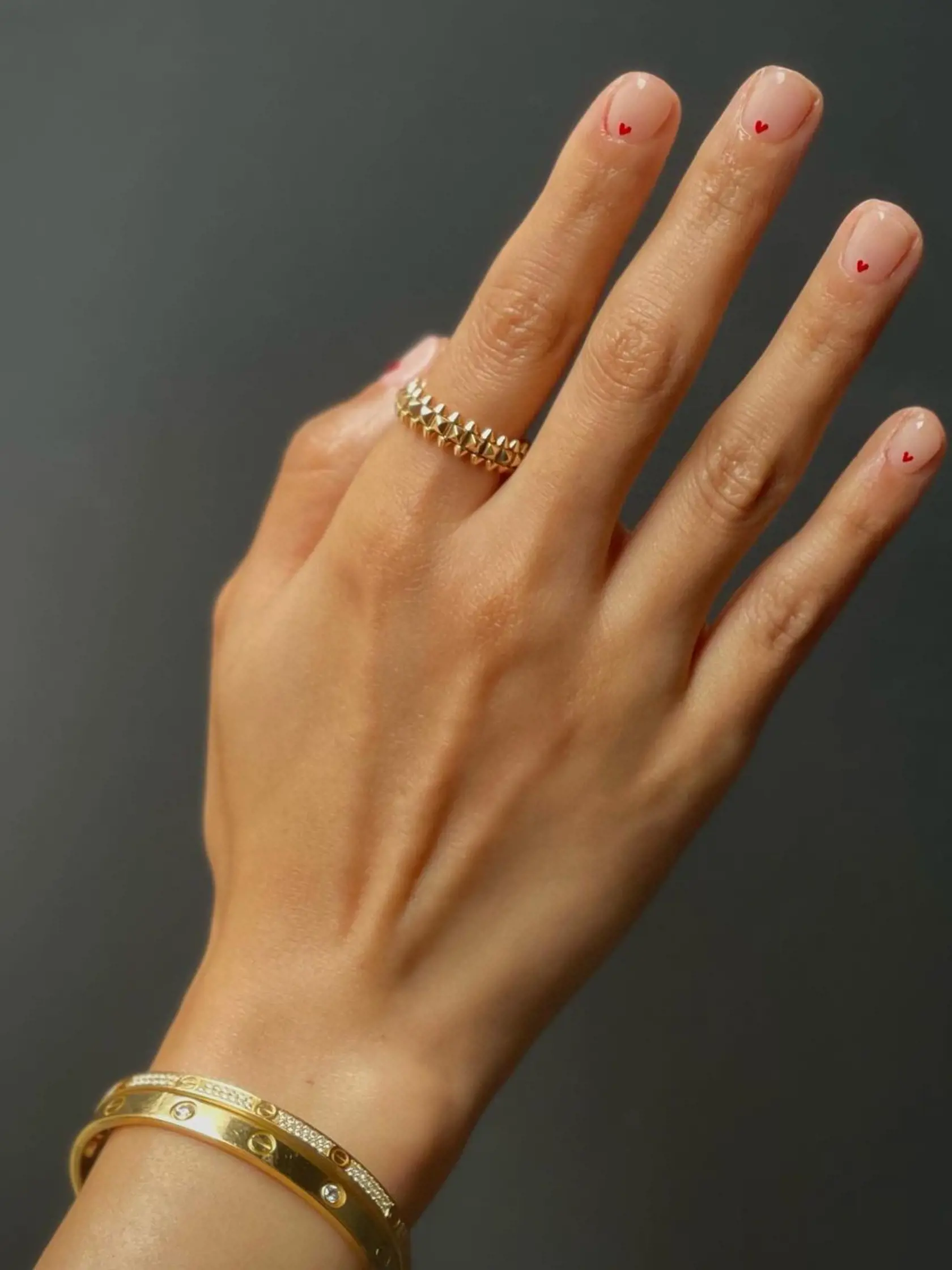 Milk nails