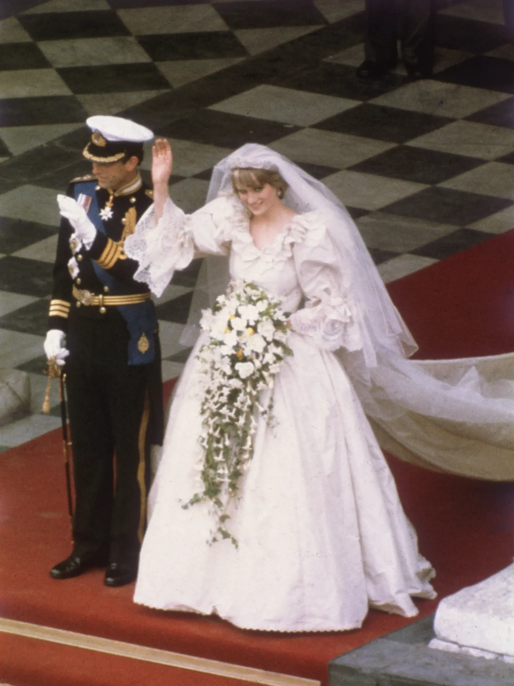 Pred 41 rokmi sa lady Diana († 36) vydala za korunného princa Británie Charlesa.