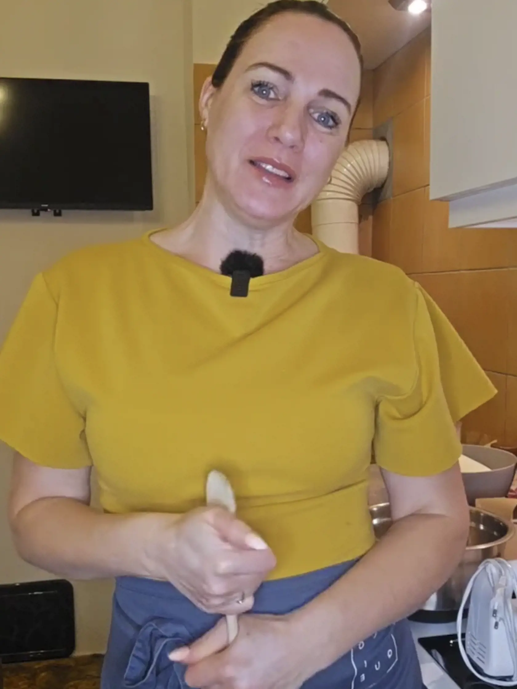 Pri pečení na sociálnych sieťach Adriana nedbá na svoju vizáž.