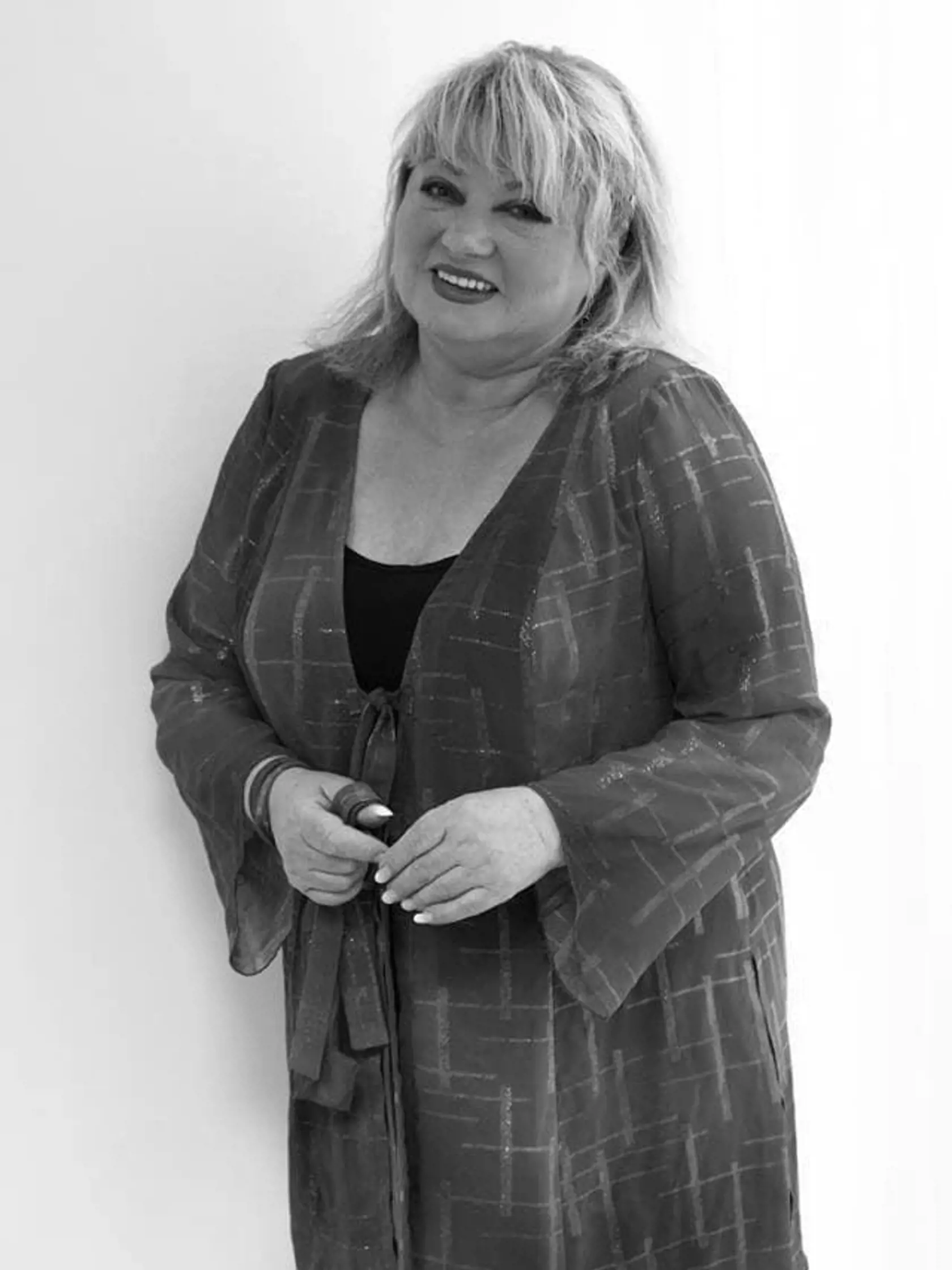 Věra Špinarová (+ 65)
