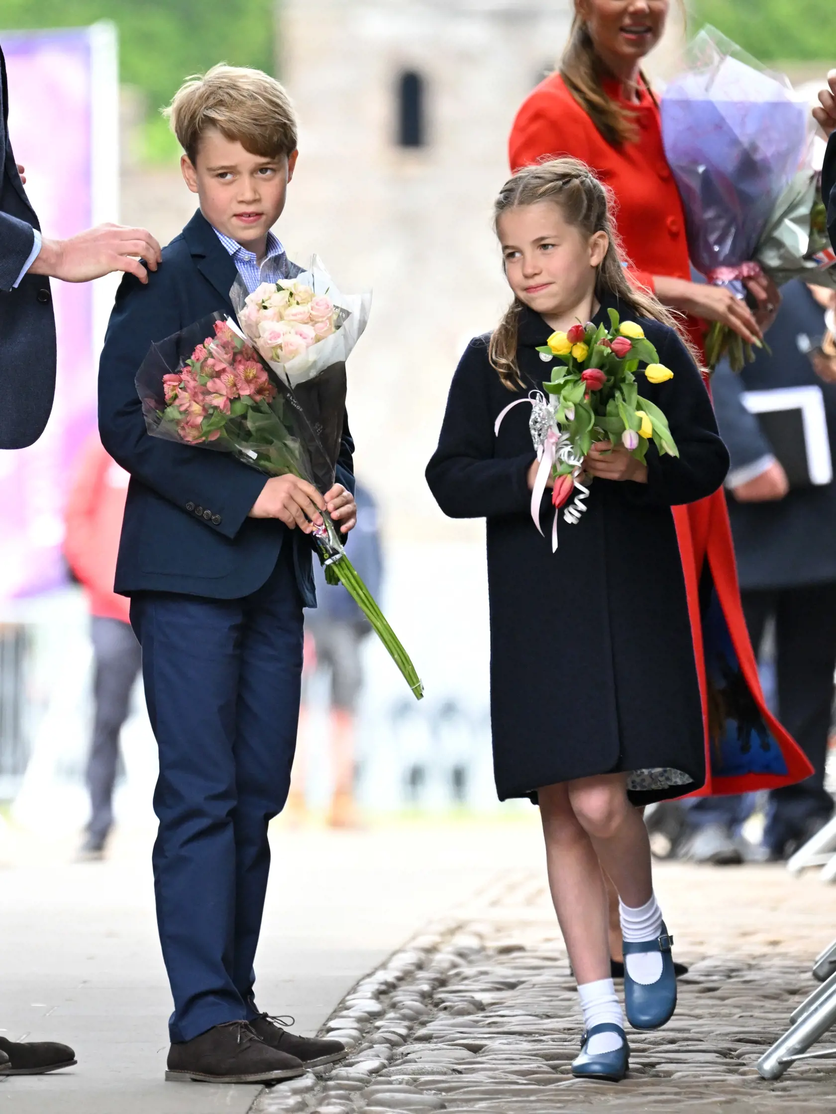Princezná Charlotte a princ George počas svojho prvého oficiálneho podujatia mimo Londýna v Cardiffe.