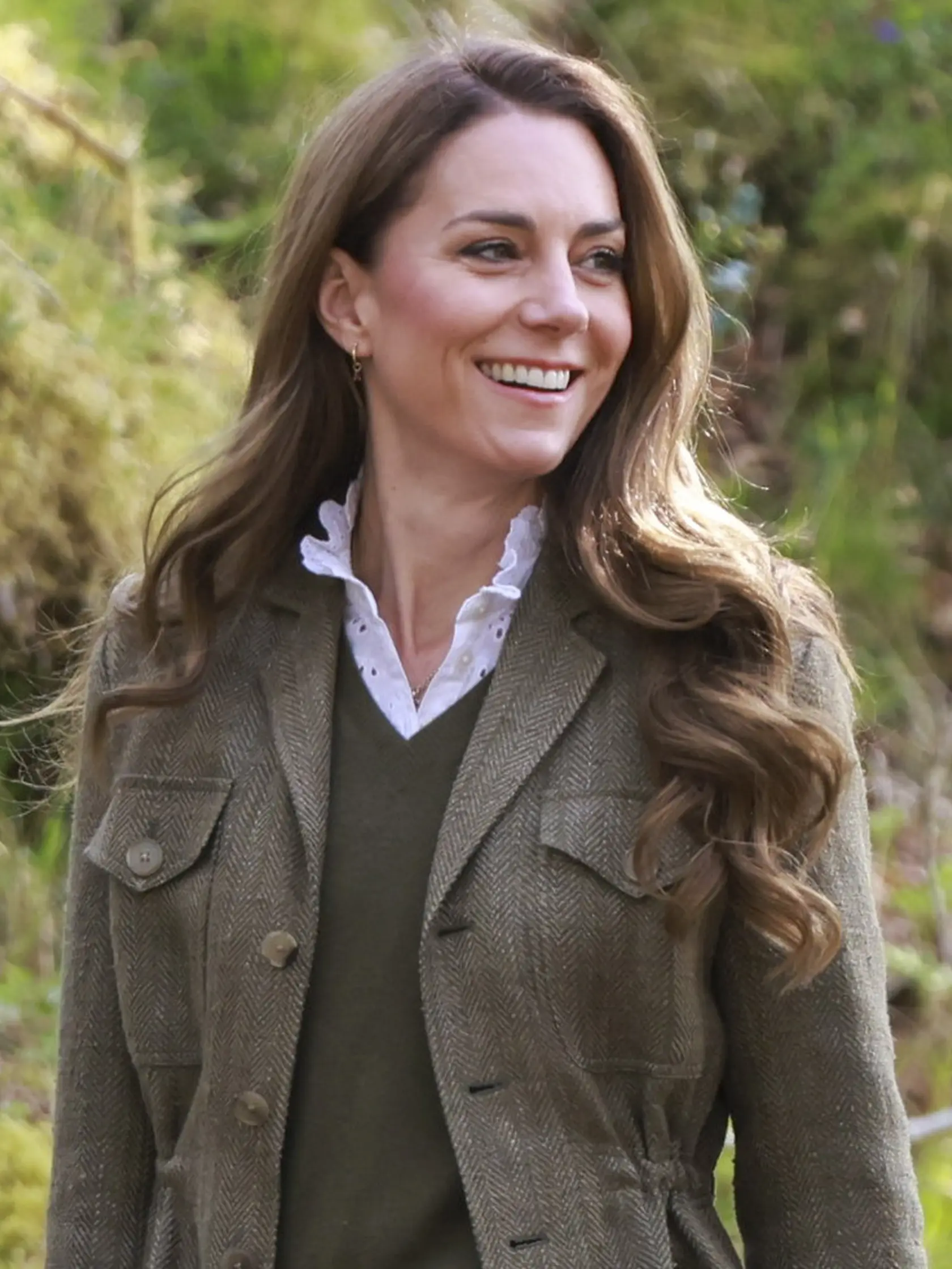 ARDURA, SCOTLAND - APRIL 30: Catherine, Princess of Wales during a visit to Ardura Community Forest on April 30, 2025 in Ardura, Isle of Mull, Scotland. The Prince and Princess of Wales are on a two-day visit to the Isles of Mull and Iona on the 29th and 30th of April to engage with rural island communities. During their time on the islands, they will connect with local residents, highlighting the value of social bonds and underscoring the importance of safeguarding and advocating for the natural environment. (Photo by Ian Vogler - WPA Pool/Getty Images)