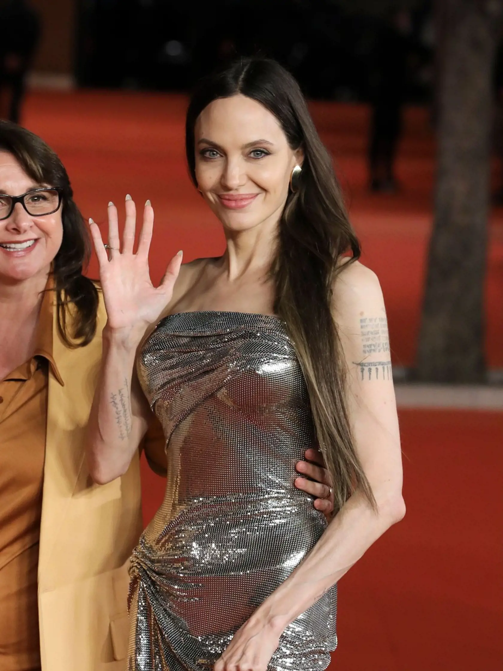 Angelina Jolie na premiére filmu Eternals v Ríme.