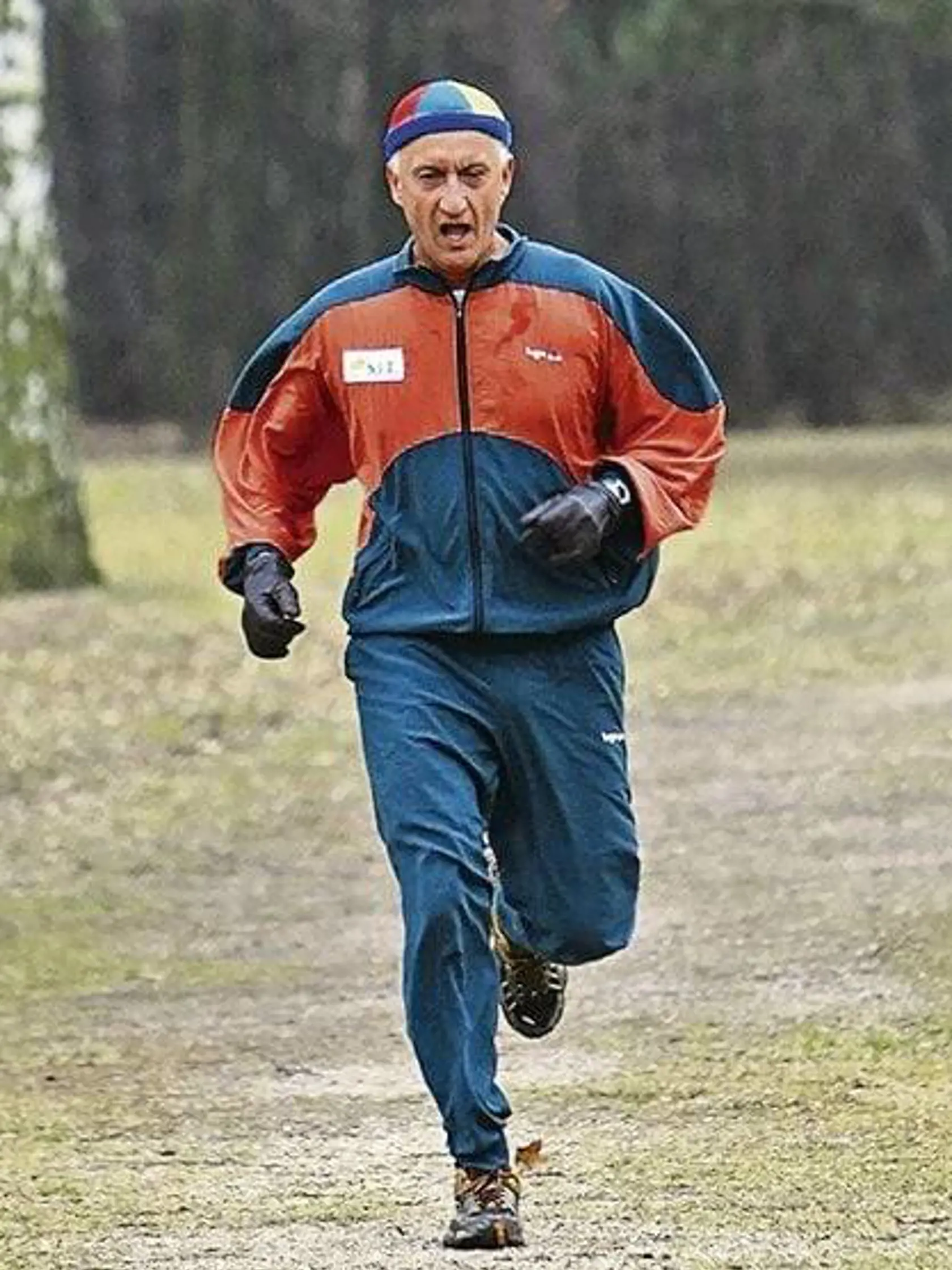 Spisovateľ pravidelne behá.