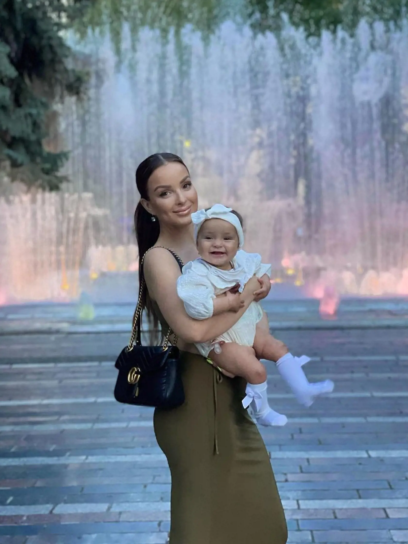 Veronika Nízlová s dcérkou Neou