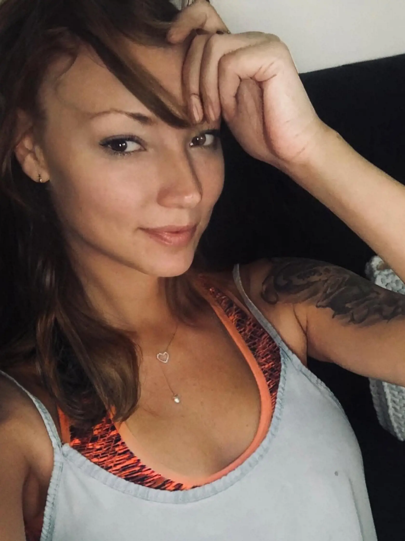 Česká speváčka Helena Zeťová náhle zomrela vo veku 44 rokov. Jej mŕtve telo našli 20. decembra pod oknami domu.