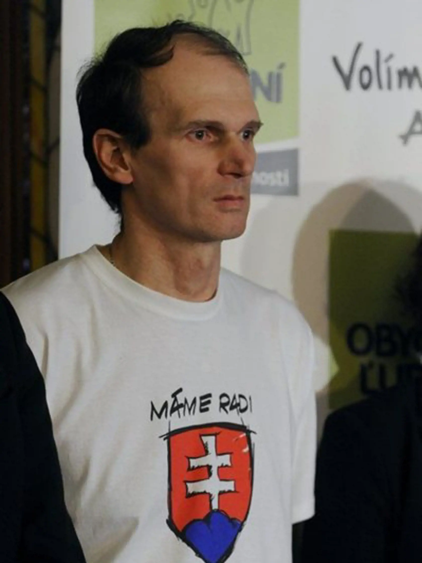 Štefan a Filip Kuffovci celý skutok popierajú a vyšetrovanie považujú za vykonštruované a politicky motivované. „Sme obvinení za skutok, ktorý sa mal stať v čase, keď som bol na rybačke na Dunaji pri Bratislave, na čo mám dôkazy a otec bol celý týždeň v Nemecku na krstinách,“ obhajoval sa Filip Kuffa.