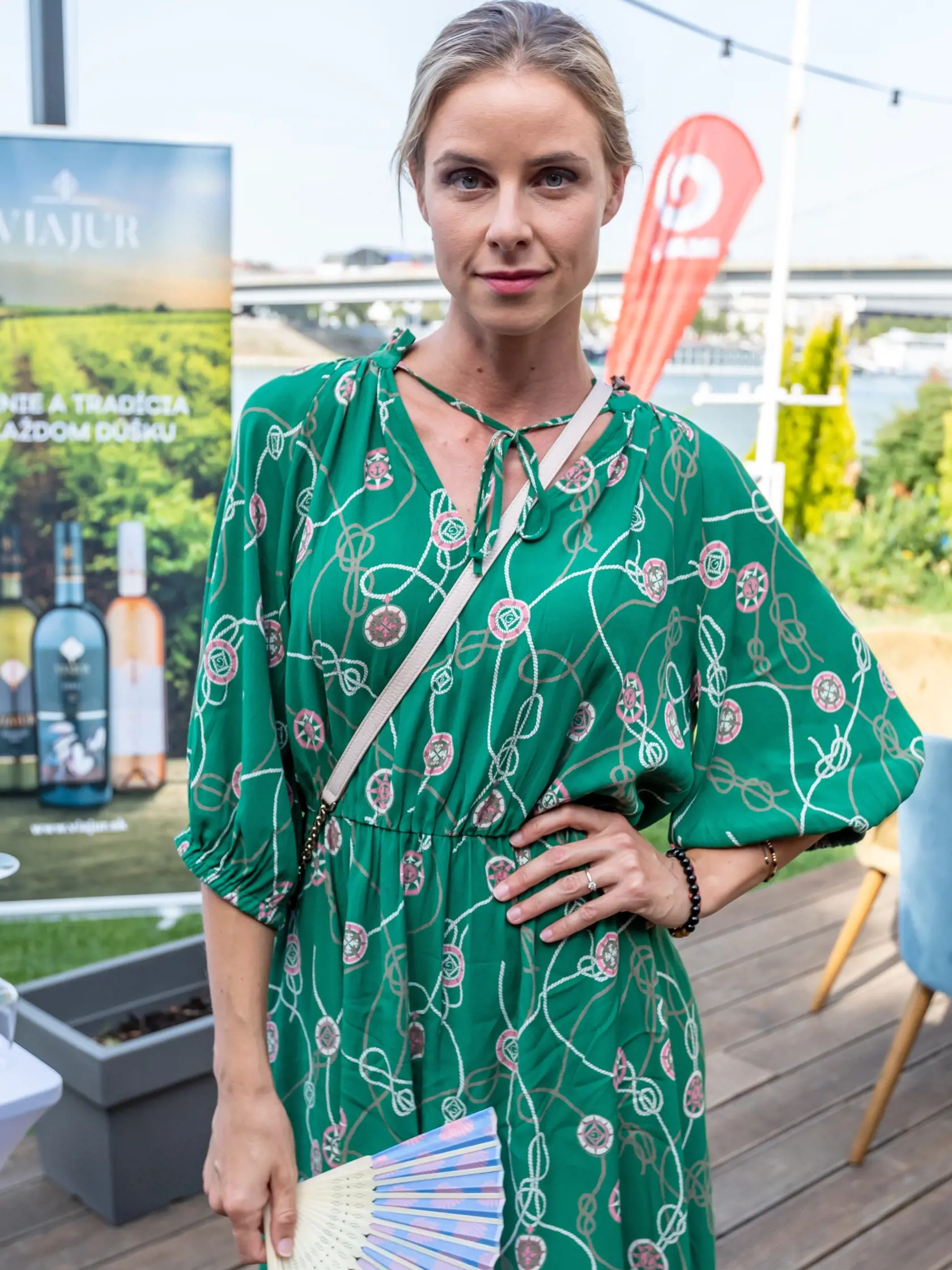Narodeninová párty TV JOJ v reštaurácii Aušpic. Na snímke Nela Pocisková.