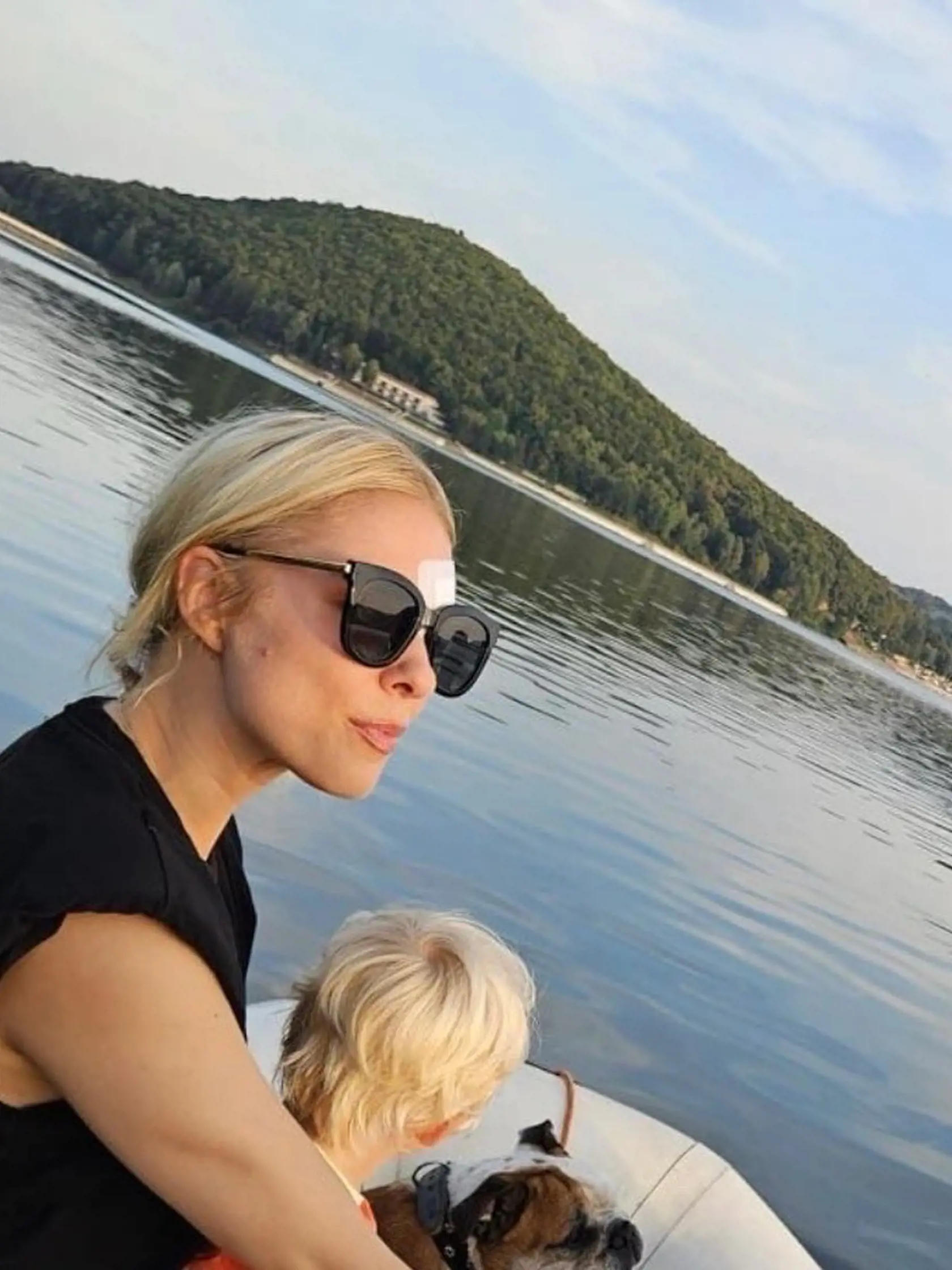 Veronika ukázala následok po dopravnej nehode.