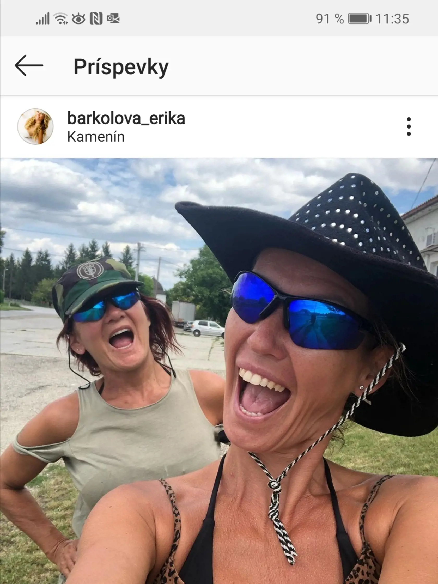 Mama a dcéra sú parťáčky.