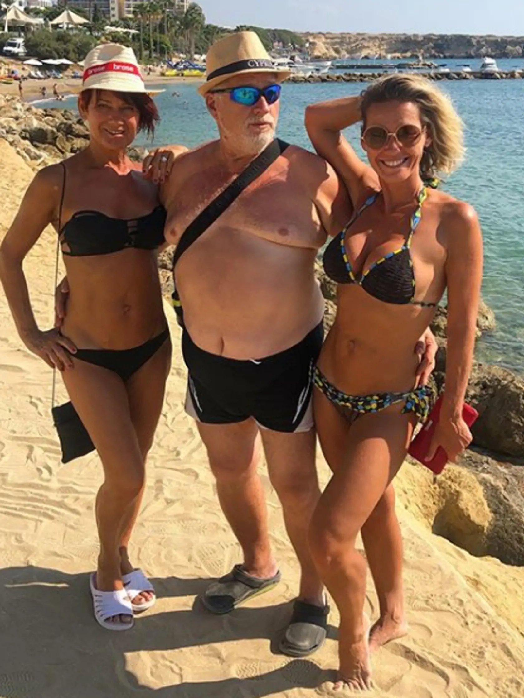 Erika dovolenkovala spolu so svojimi rodičmi.