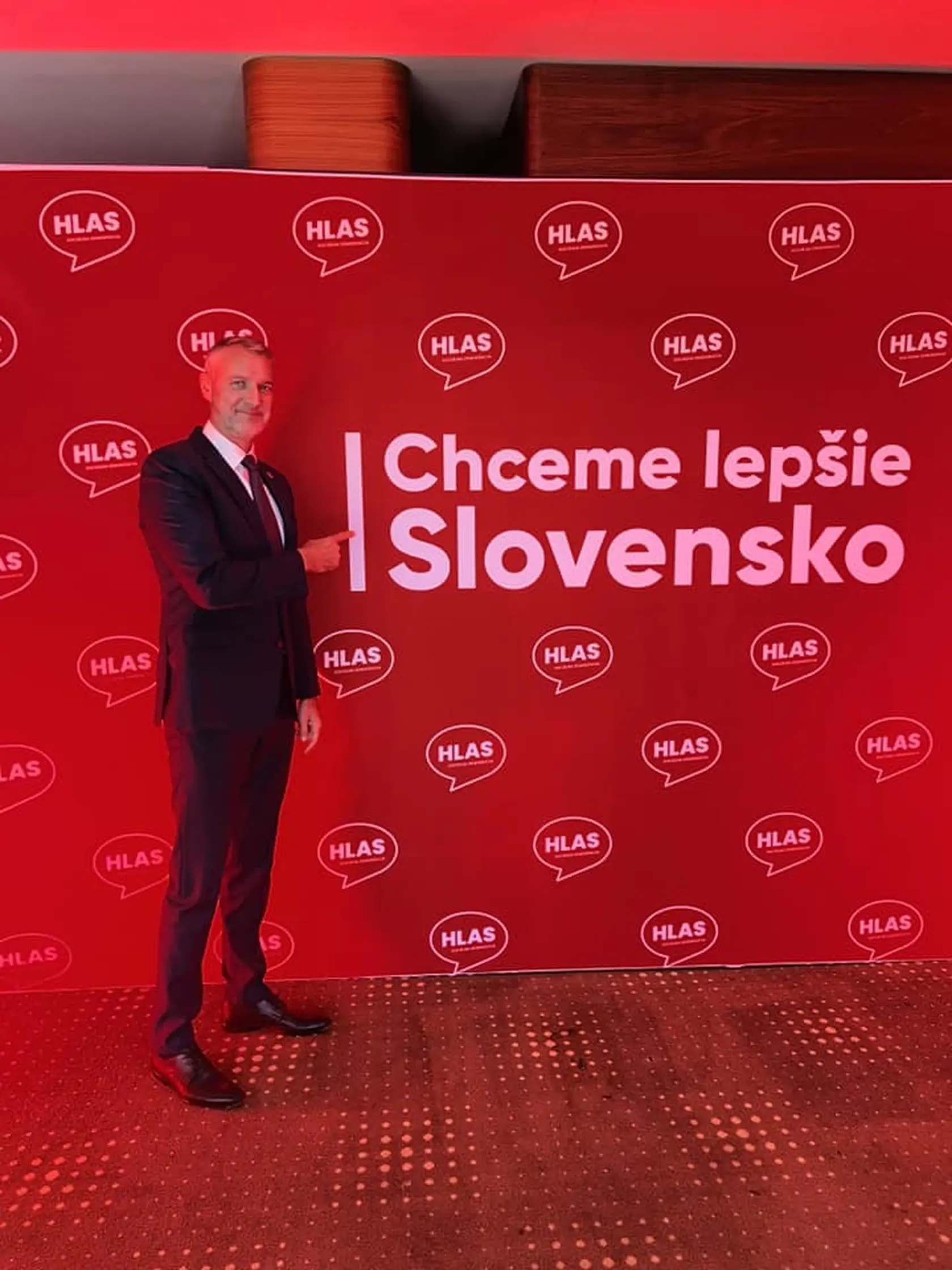 V rokoch 2020 až 2023 pôsobil v Národnej rade SR ako predseda Výboru NR SR pre nezlučiteľnosť funkcií a člen zdravotníckeho výboru. Od 25. októbra 2023 do 19. marca 2025 zastával vo vláde Roberta Fica post ministra investícií, regionálneho rozvoja a informatizácie.
