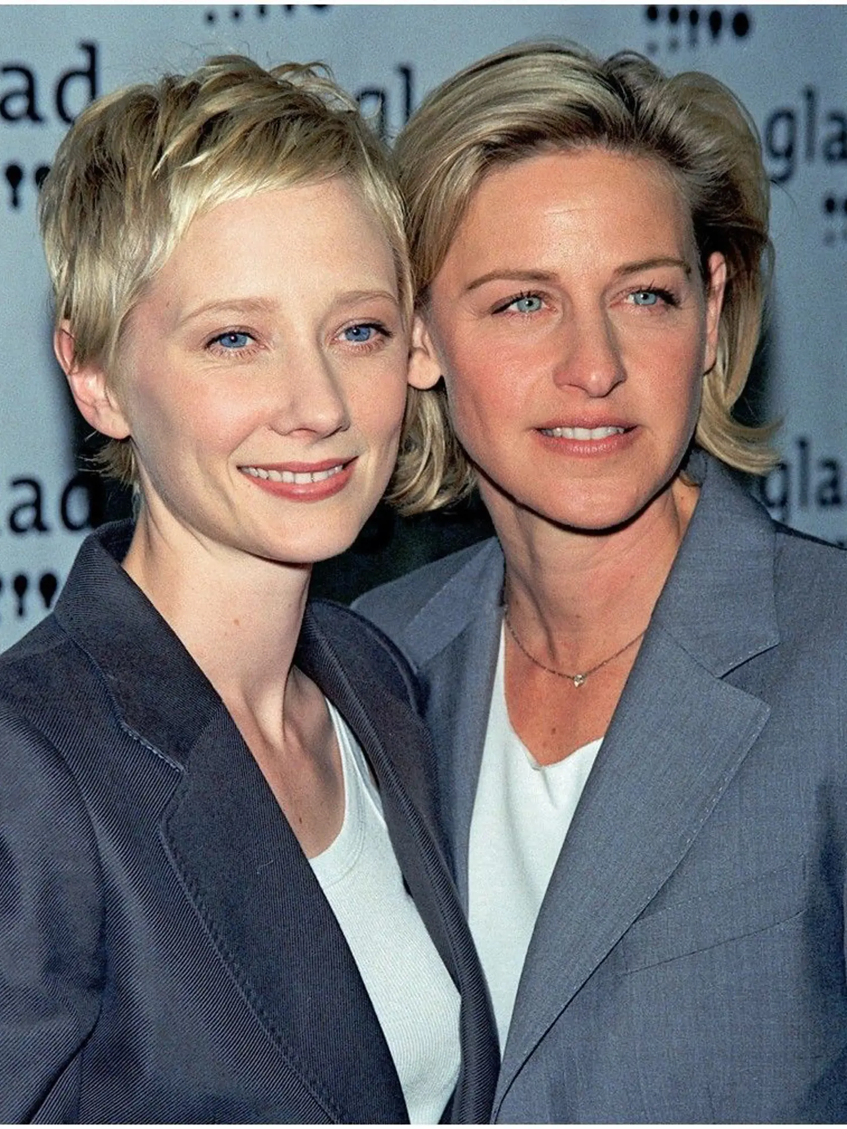 Anne Heche a Ellen Degeneres v roku 1999  na GLAAD Media Awards v Los Angeles
