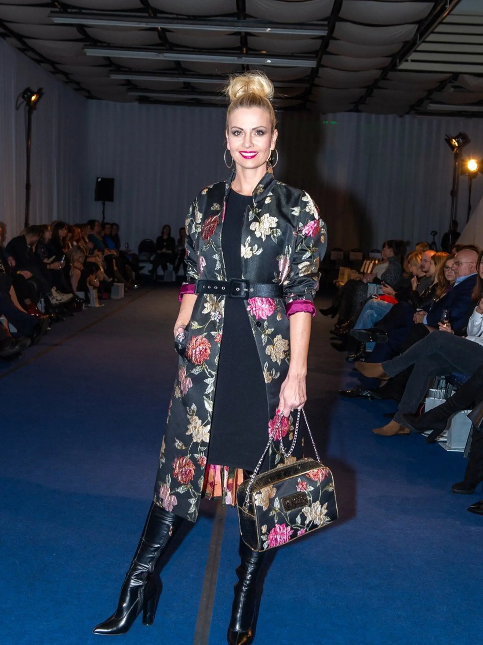 Marianna Ďurianová vyzerala originálne, štýlovo a elegantne. Asi najkrajší outfit večera! 