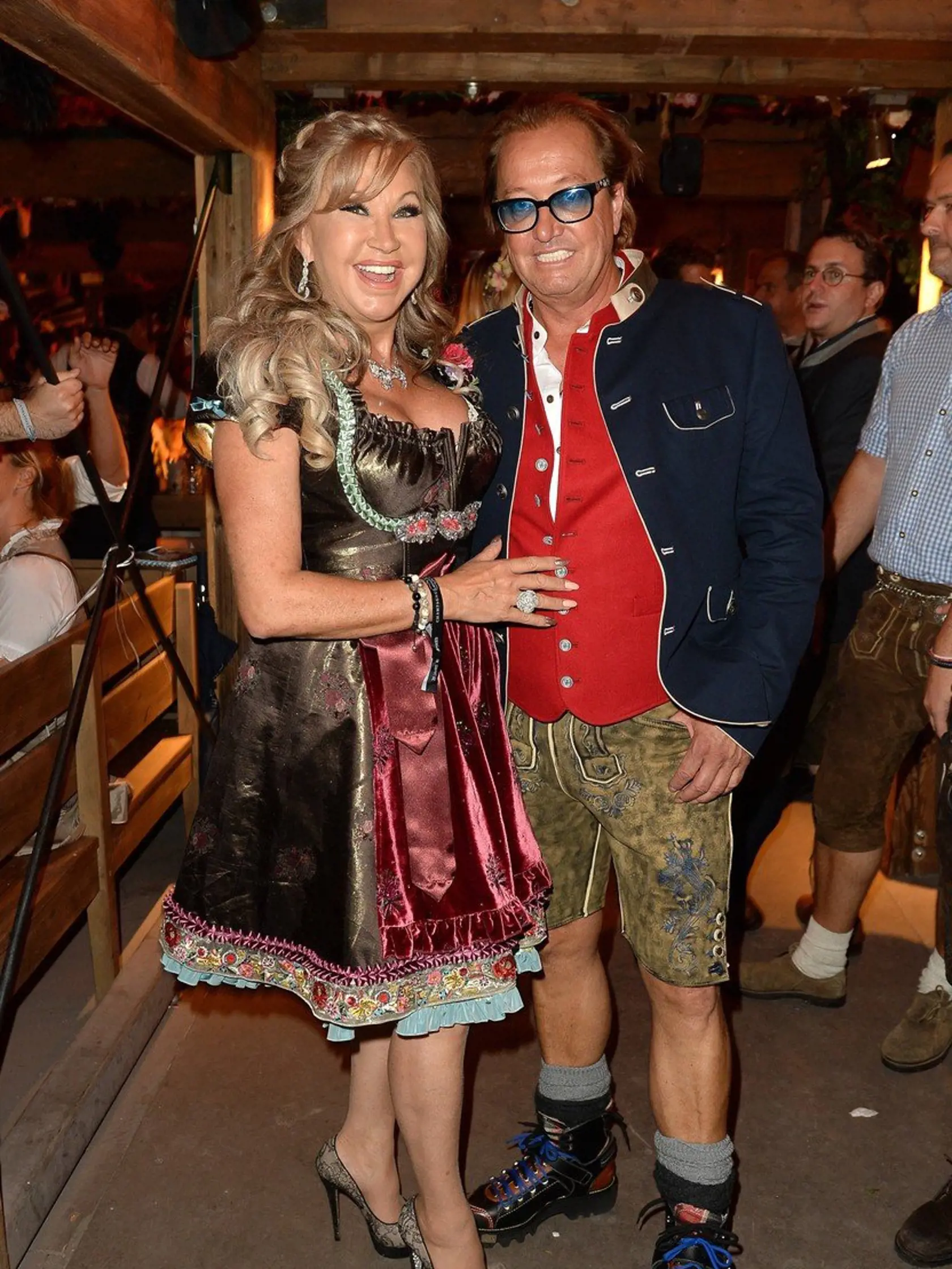Carmen Geissenová s jej manželom, Robertom Geissenom na Oktoberfeste. 