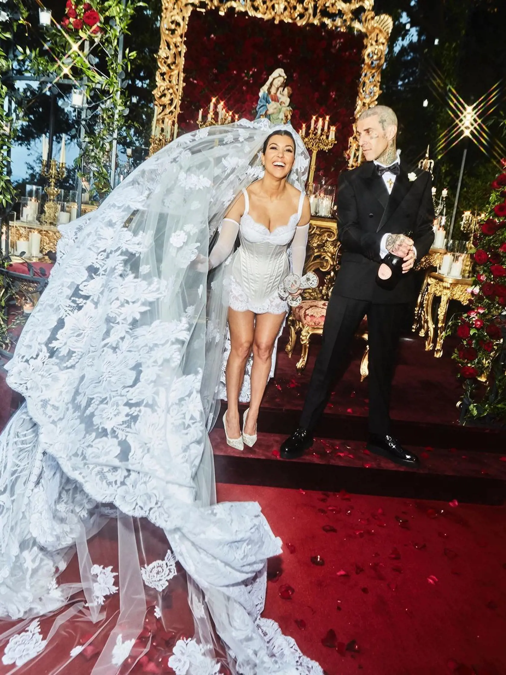 Kourtney Kardashian sa v máji tohto roka vydala.
