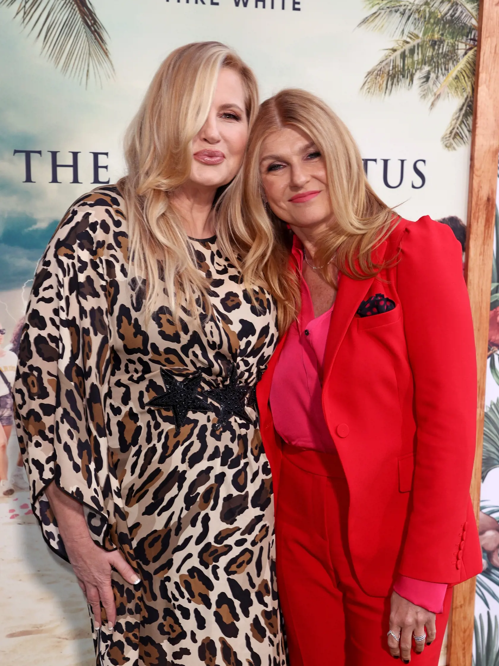 Takto dnes vyzerá šarmantná Jennifer Coolidge, ani sa veľmi nezmenila, však?