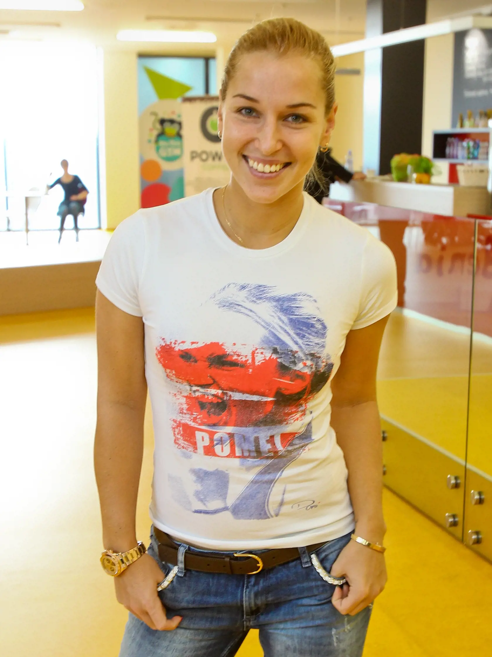 Na snimke tenistka Dominika Cibulkova pocas slavnostneho otvorenia najvacsieho sportovo-zabavenho centra pre rodiny s detmi na Slovensku, Kidshouse.
