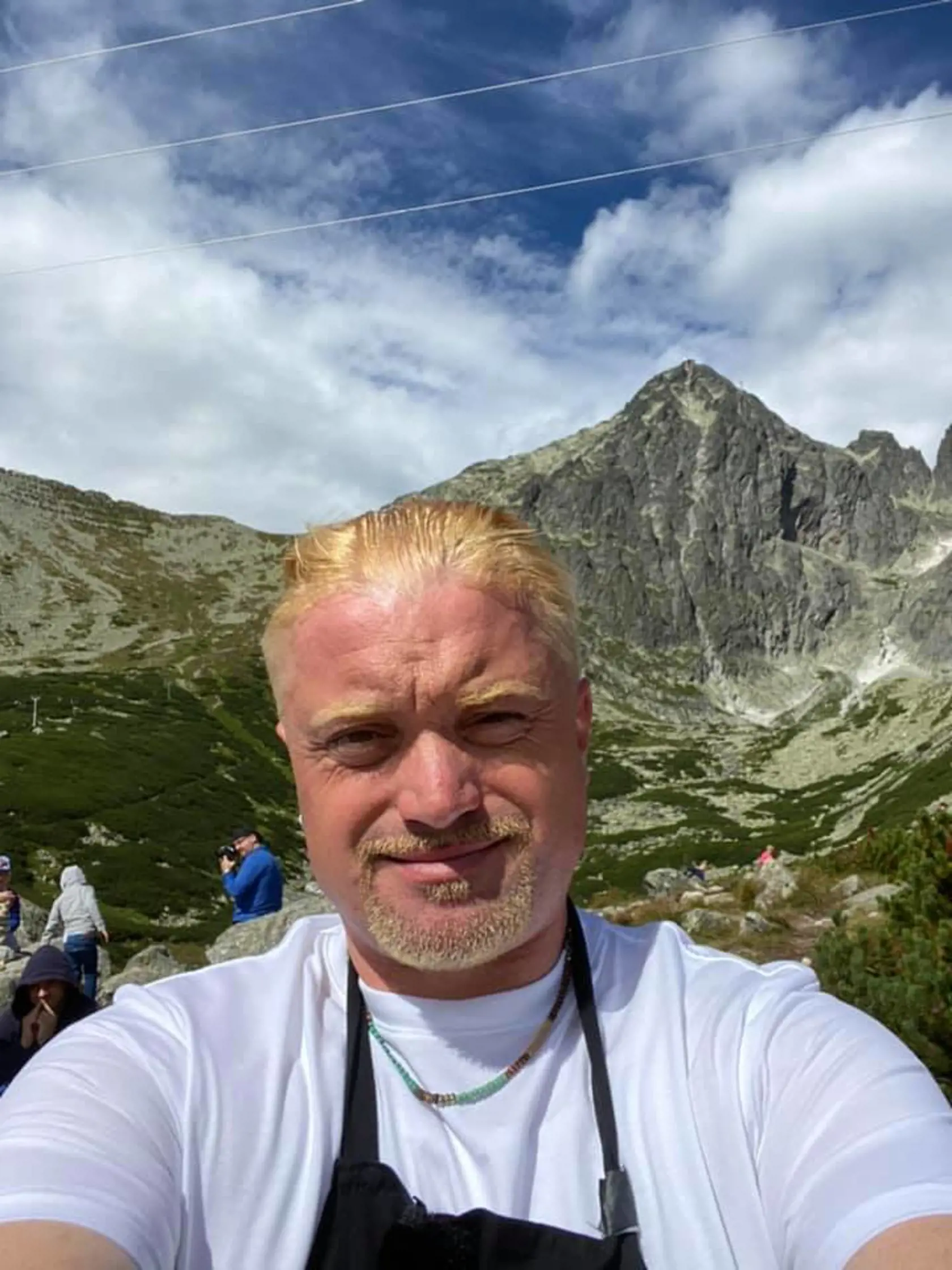 Milionár Igor Rattaj počas nakrúcania Utajeného šéfa.
