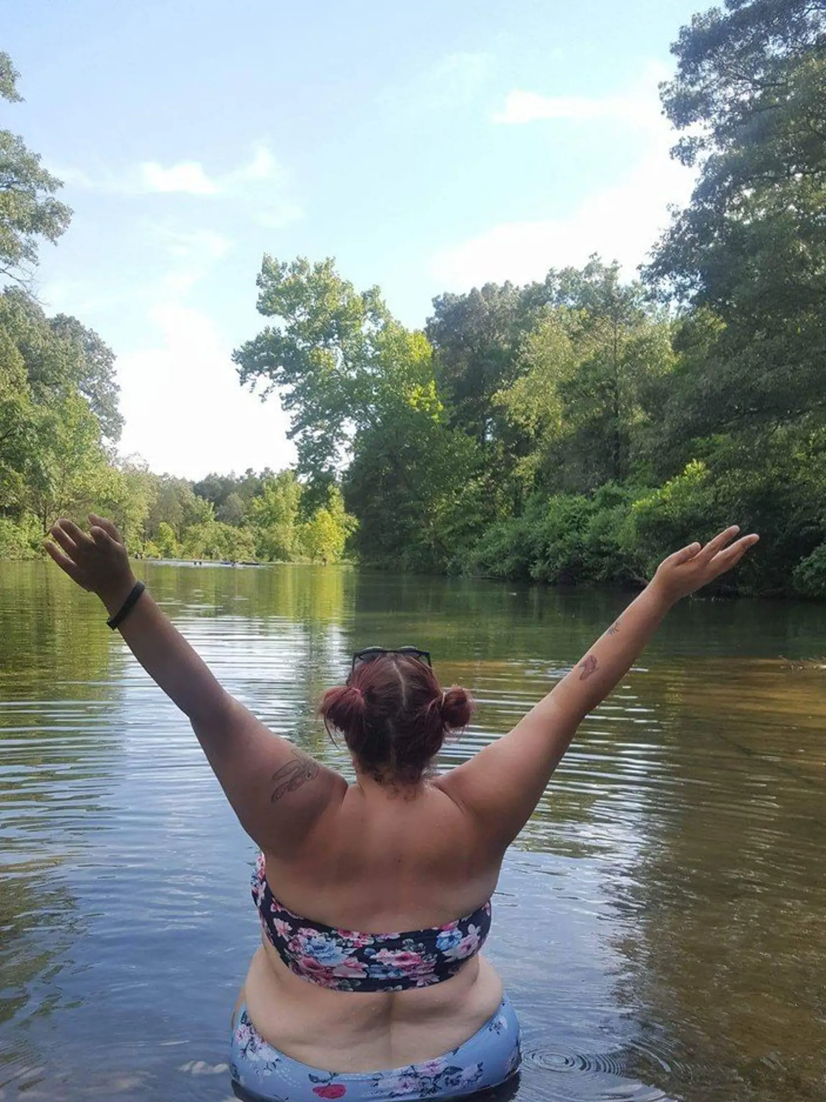 *** EXCLUSIVE - VIDEO AVAILABLE ***    UNSPECIFIED - UNDATED: Collect photo of Jewelz Mazzei posing in a bikini.    A PLUS-SIZE Model claims she has '99 problems, but being fat, ain't one.? Julianna Mazzei, AKA Jewelz is confident, humorous and sassy, and has no shame when it comes to posing with little clothing and talking to her thousands of social media followers about ?fat problems.? The 25-year-old from Toronto, Canada told Barcroft TV: ?I feel sexy in my body and I feel like everybody shou