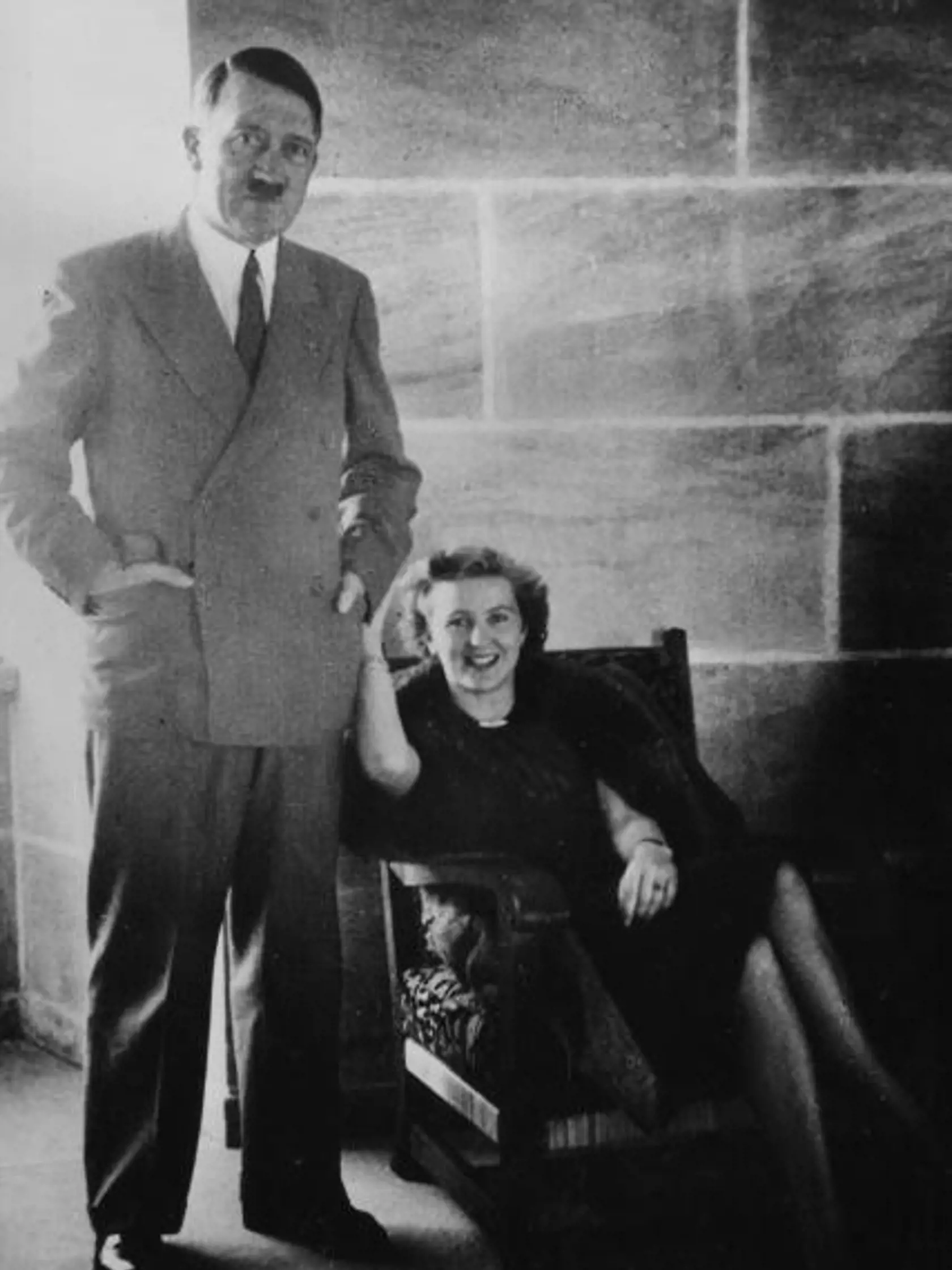 Adolf Hitler a Eva Braun.