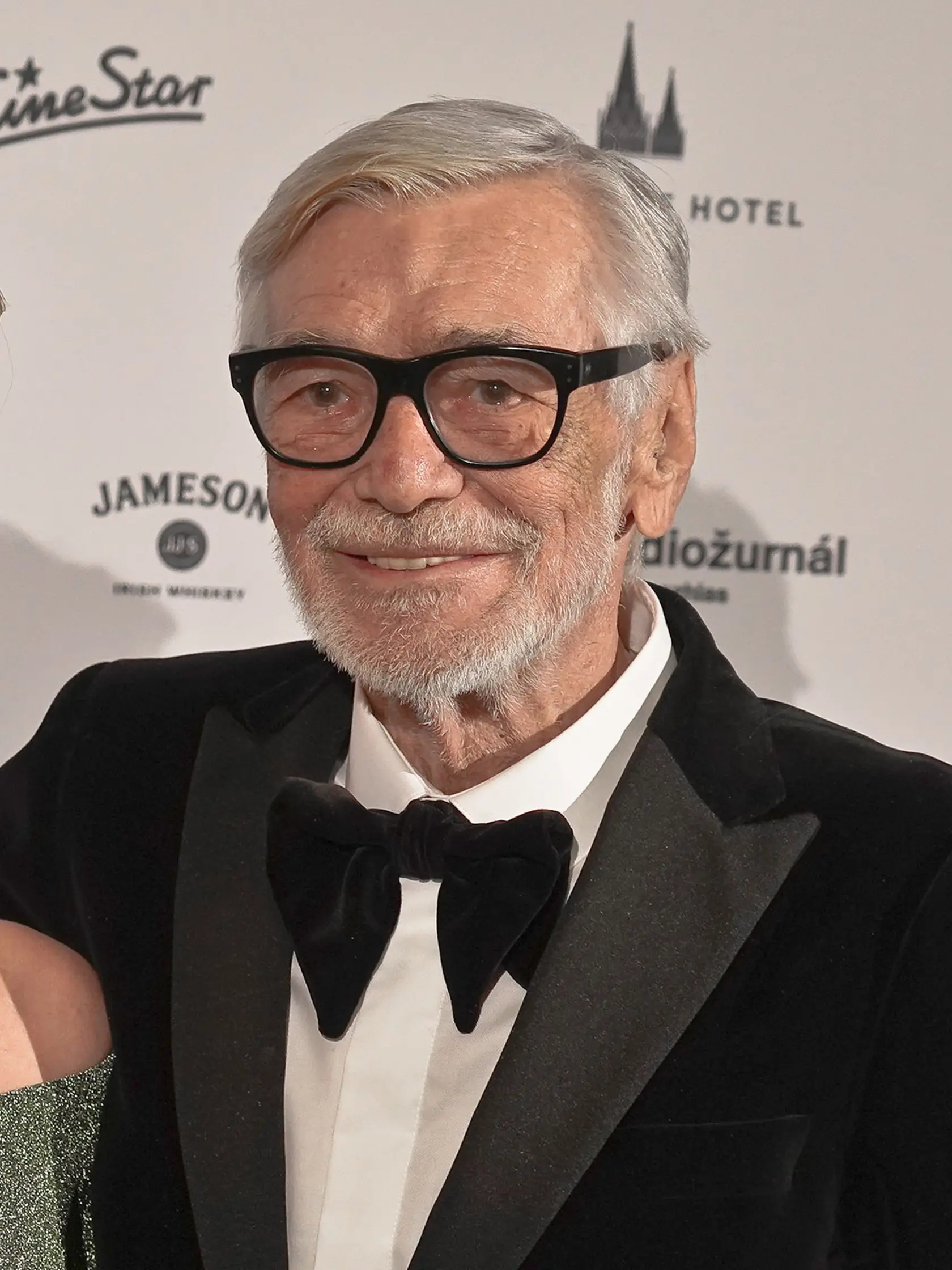 Jiří Bartoška na udeľovaní ocenení Český lev