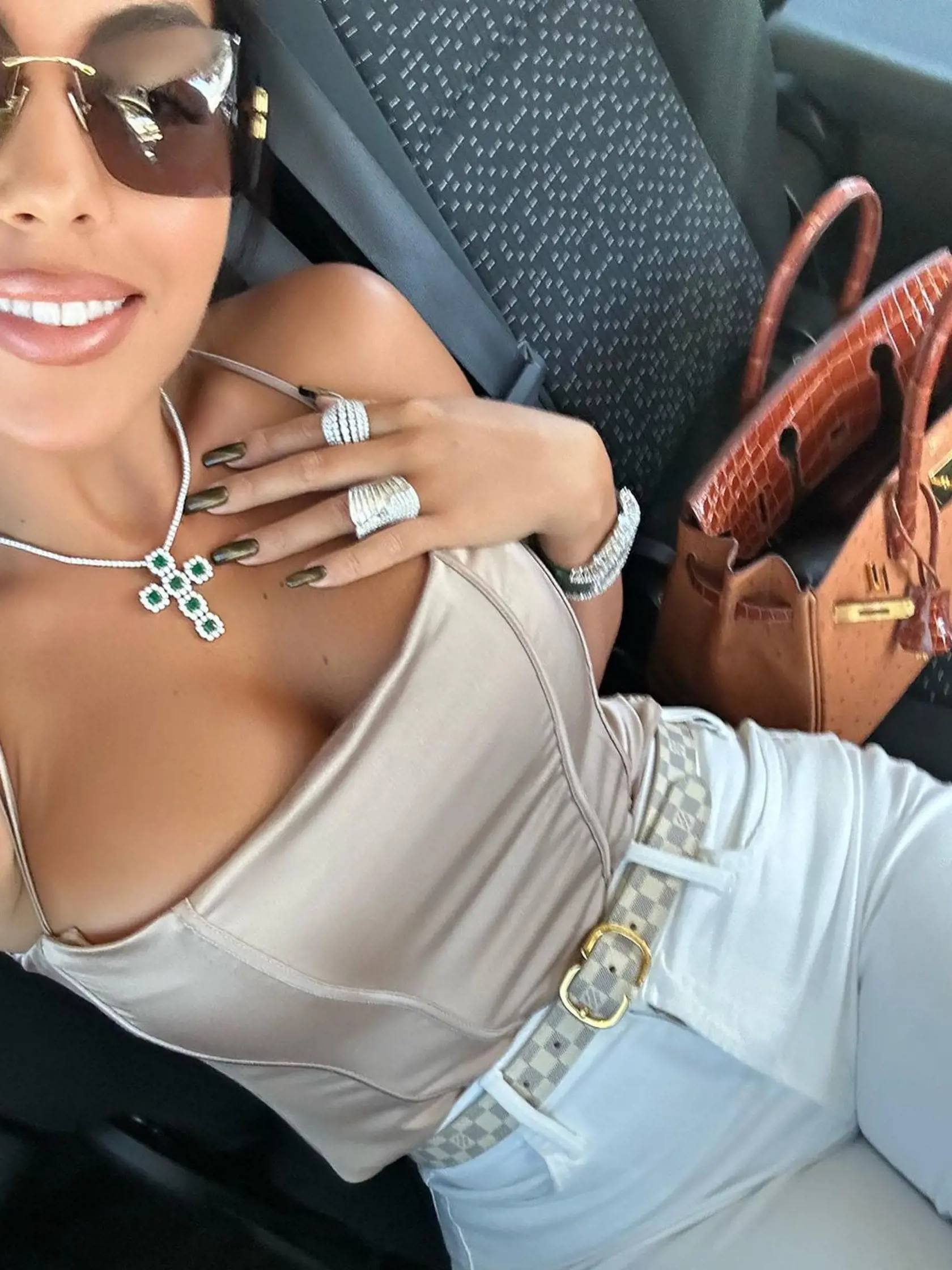 Georgina sa rada predvádza sama, s deťmi i Ronaldom. Len nech ju vidno!