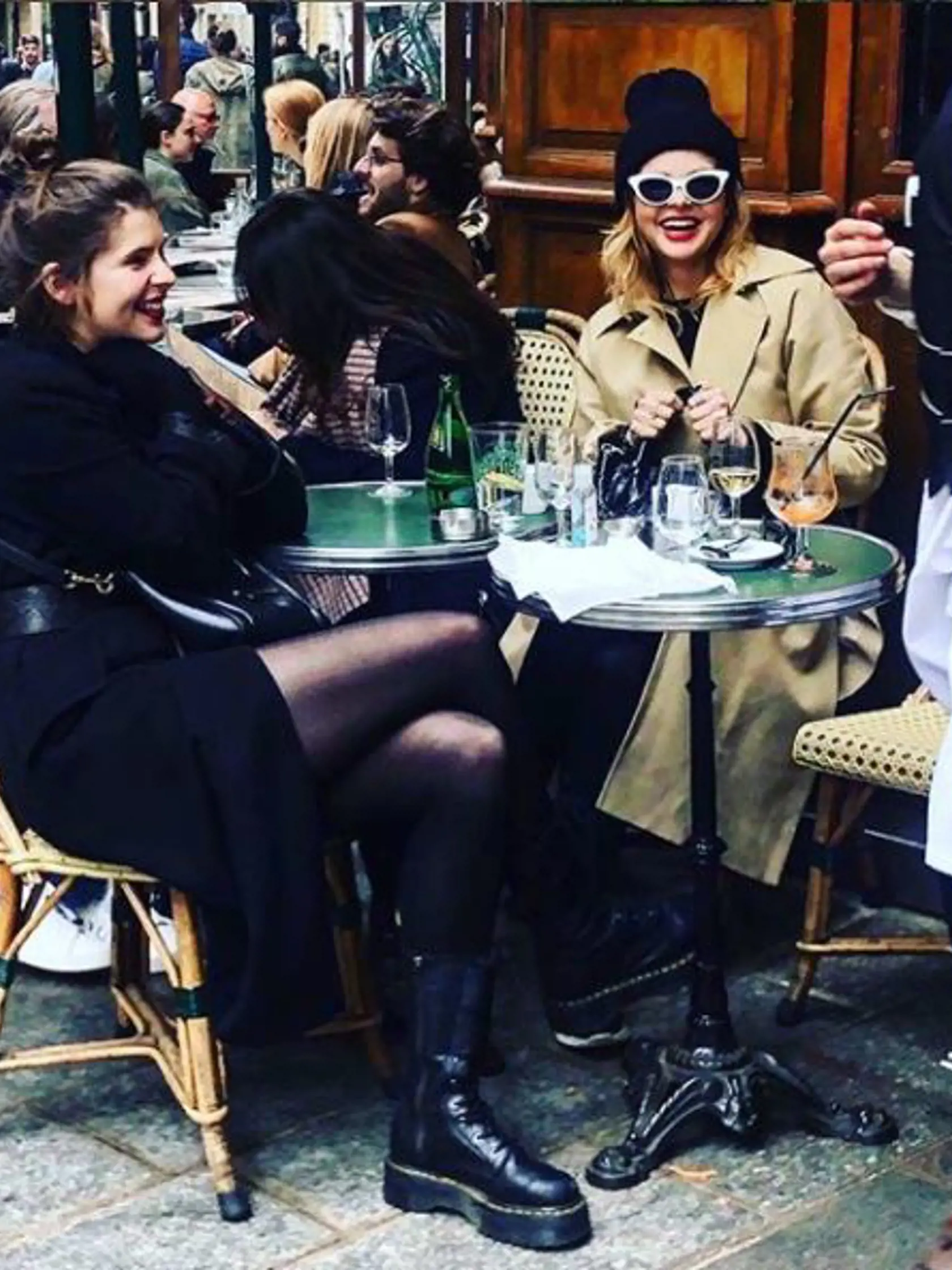Soňa Müllerová s dcérou Emou v Paríži.