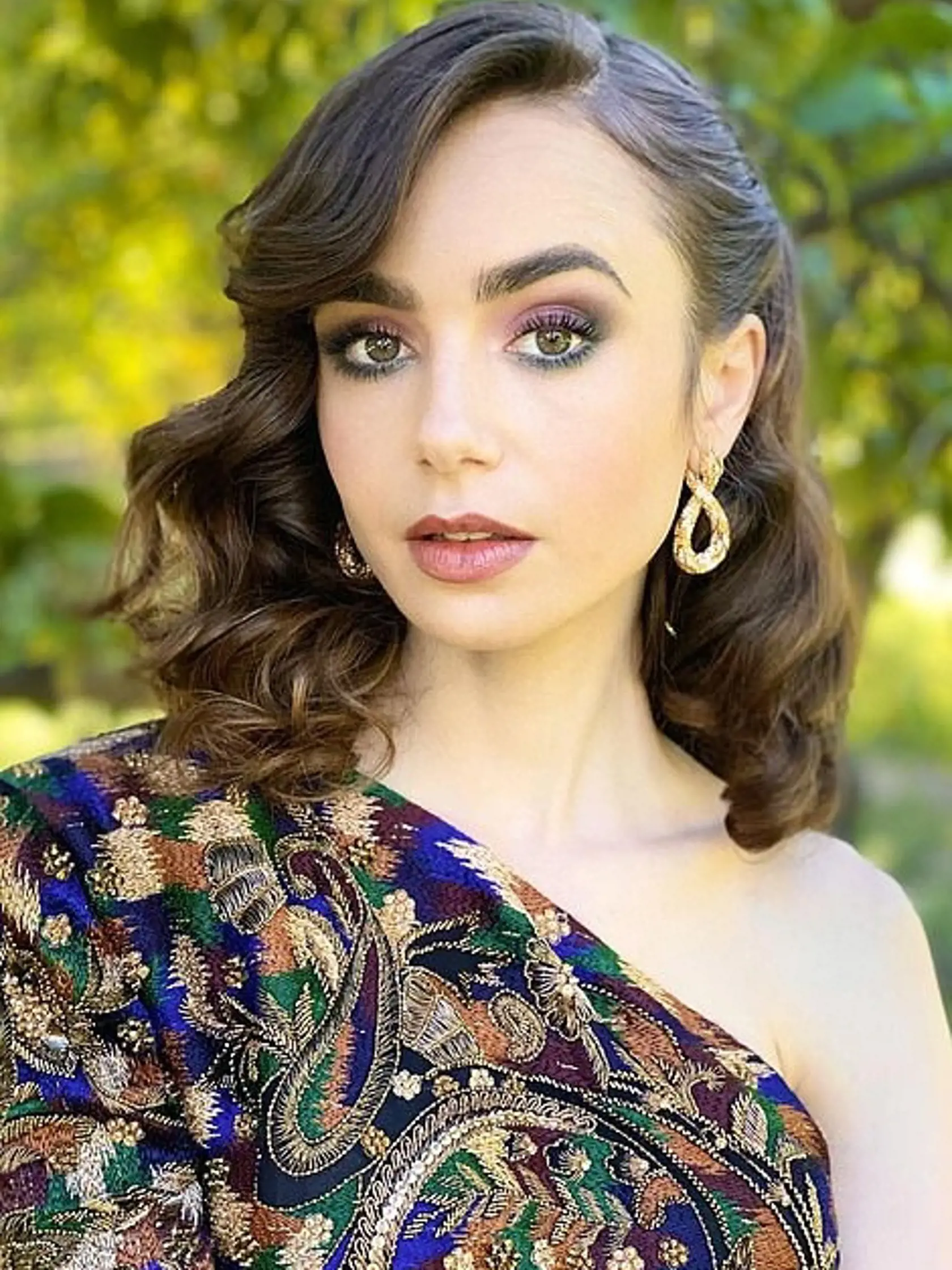 Lily Collins
