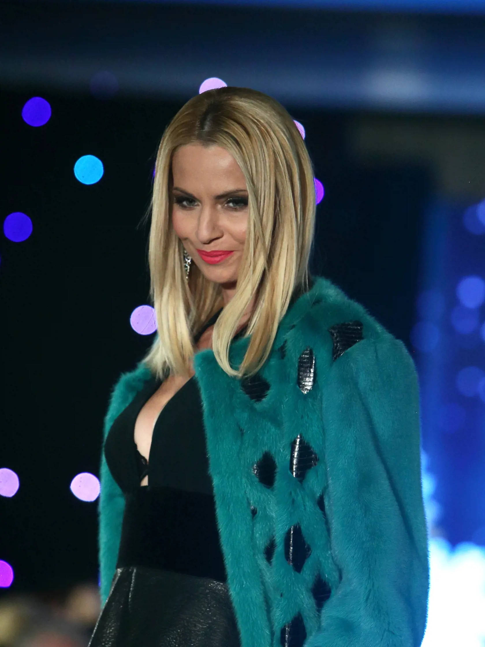 20161115 Carlton kozuchy, modna prehliadka kozuchov v hoteli Carlton, showbiz, fotene pre: K. Dugovicova