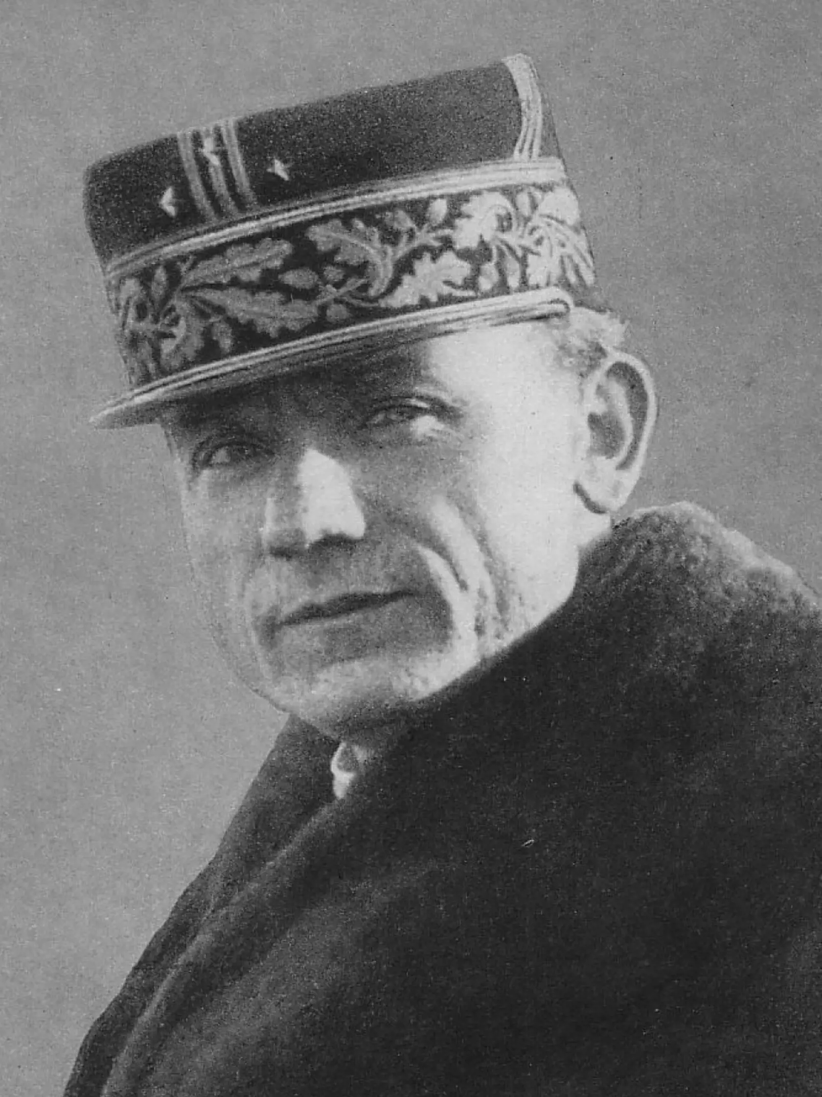 Asi najrealistickejší portrét Milana Rastislava Štefánika.