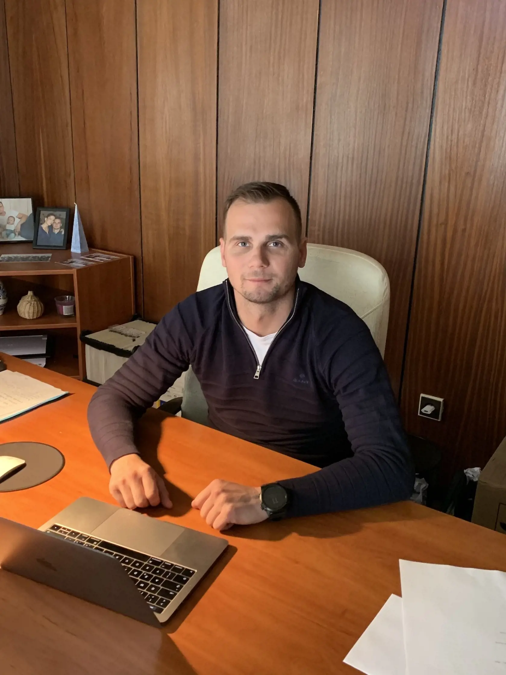 Starosta obce Malé Leváre Adrian Pernecký.