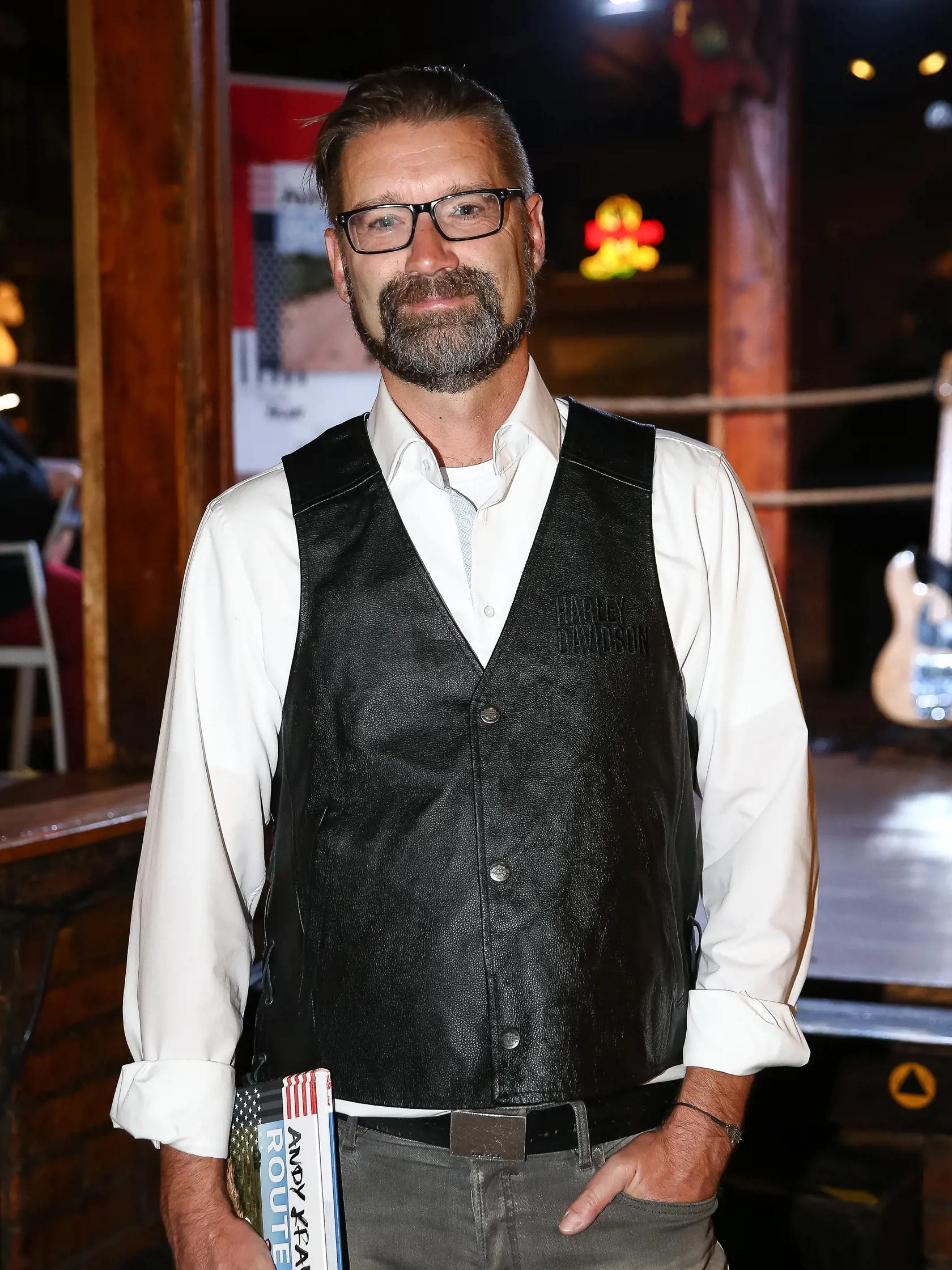 Scenárista Andy Kraus na krste svojej knihy poriadne šokoval.
