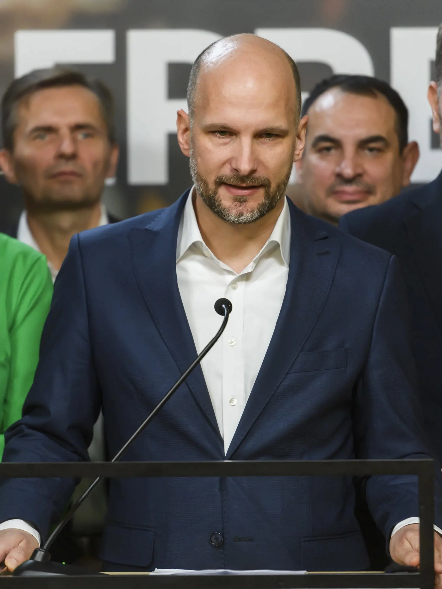 Na snímke Gábor Grendel počas predstavenia kandidátov hnutia Slovensko a Za ľudí do Európskeho parlamentu v Bratislave 13. marca 2024.
