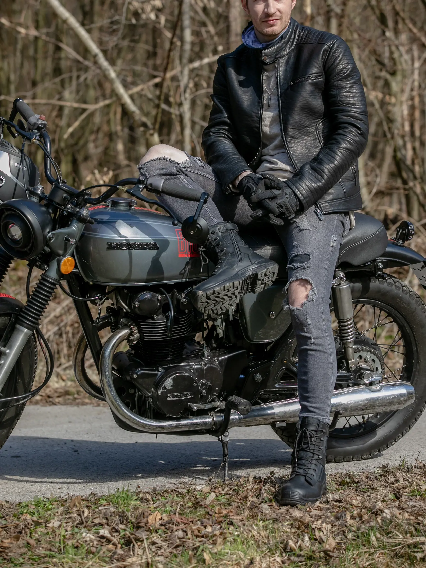 Roman uvažuje o tom, že by si motorku dokonca aj zaobstaral.