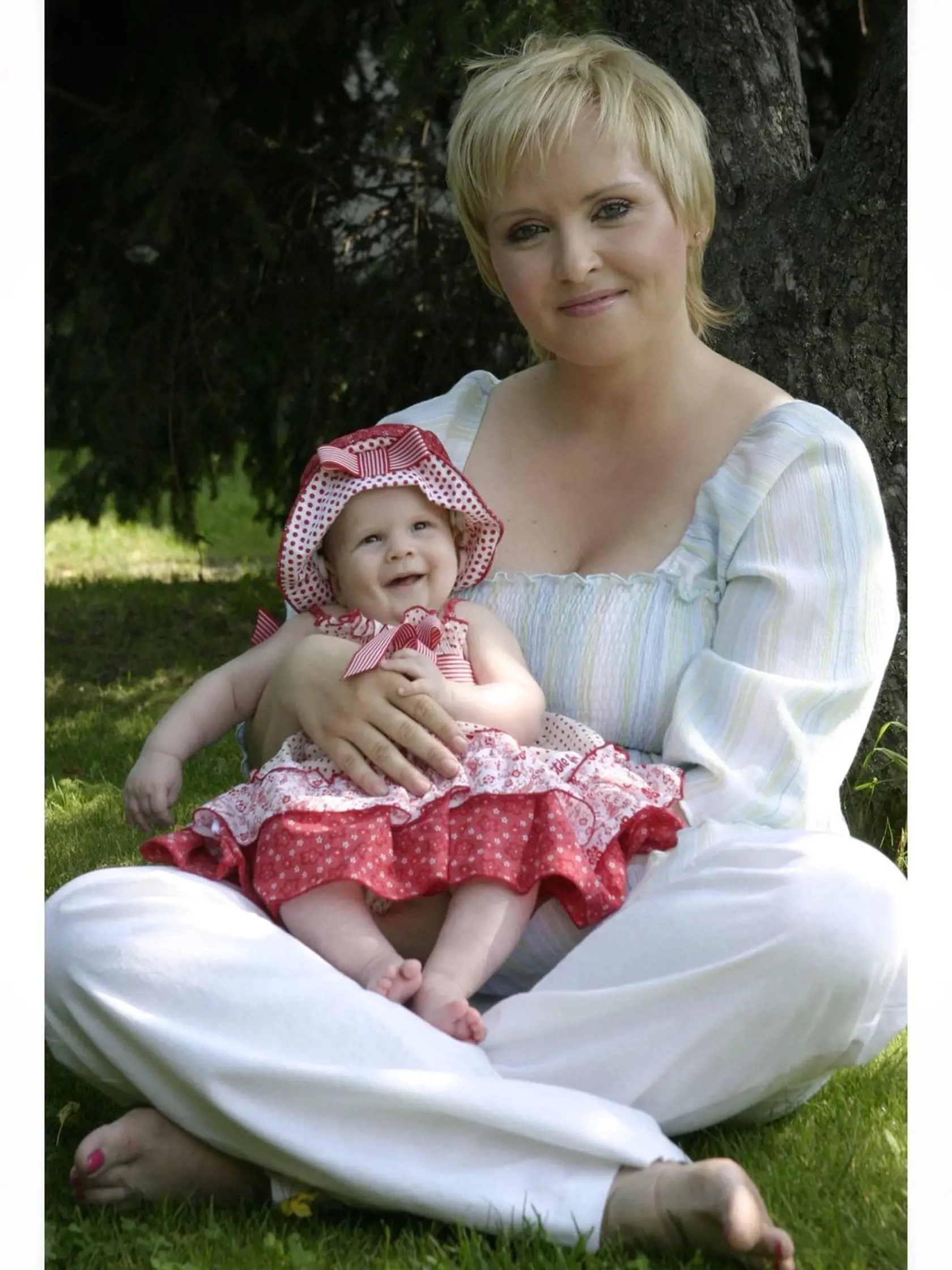 Kvetka s malou Paulínkou