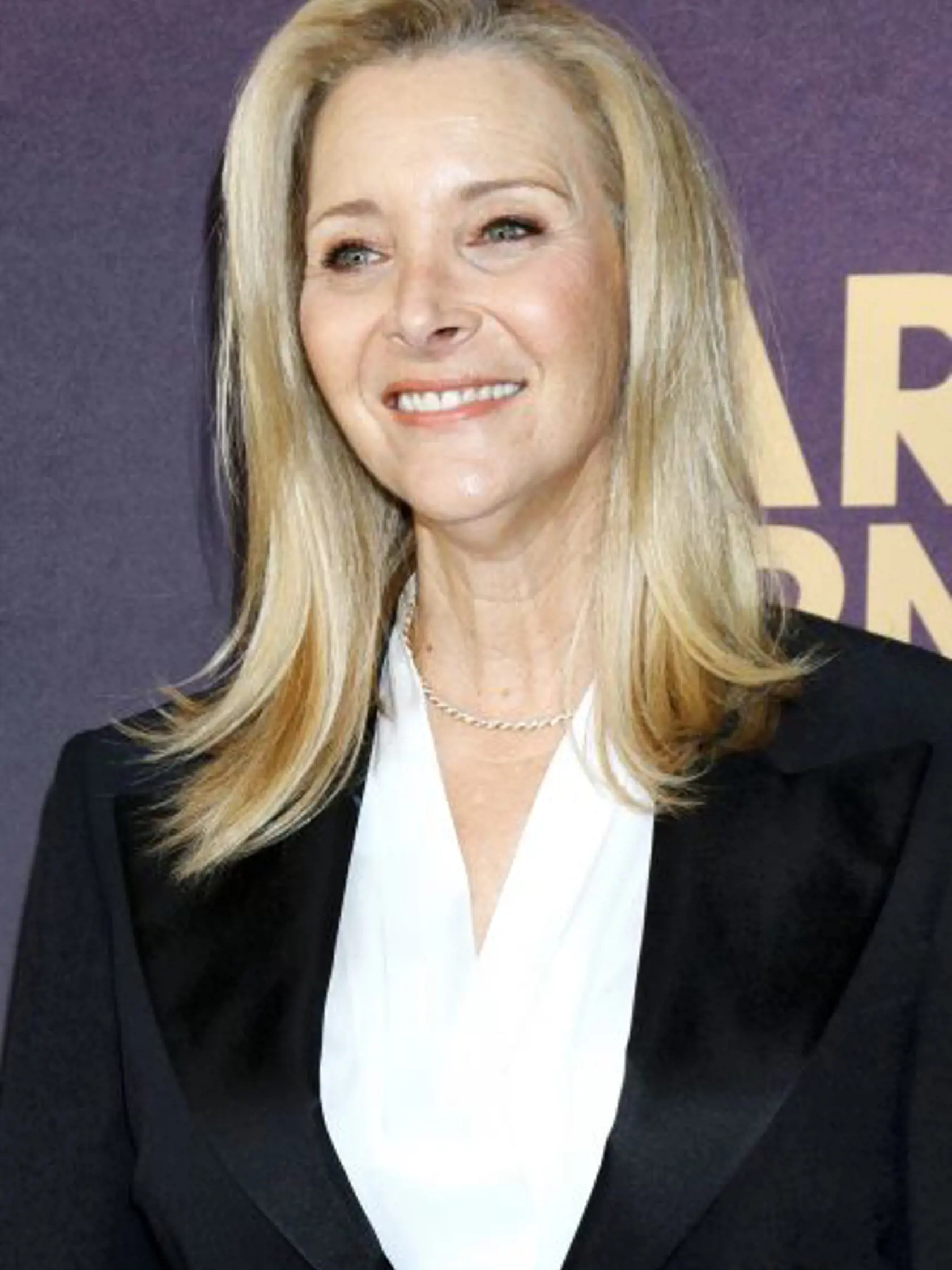Rodáčka z Los Angeles to nemala v živote vždy ľahké. Postupom času sa herečka Lisa Kudrow otvárala svetu, aj čo sa týka jej životných trápení a skúšok, ktoré nie vždy zvládla tak, ako by sama chcela.
