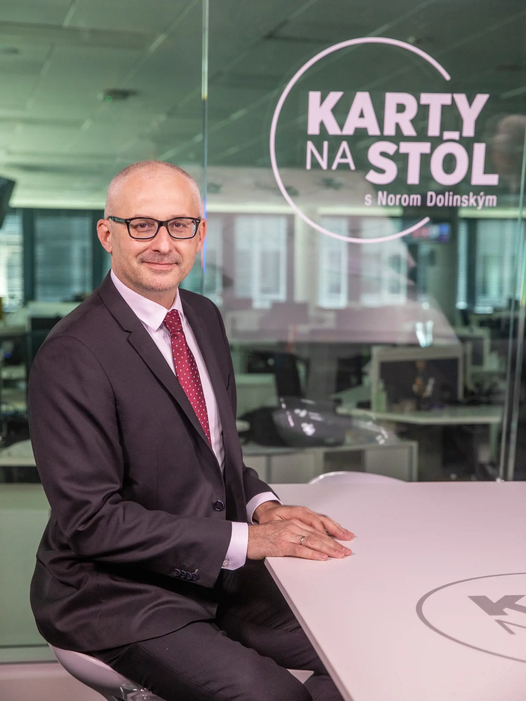 Miroslav Kollár ako prvý opustil potápajúcu sa loď v podobe strany ZA ĽUDÍ. Dnes je predsedom SPOLU - občianska demokracia.