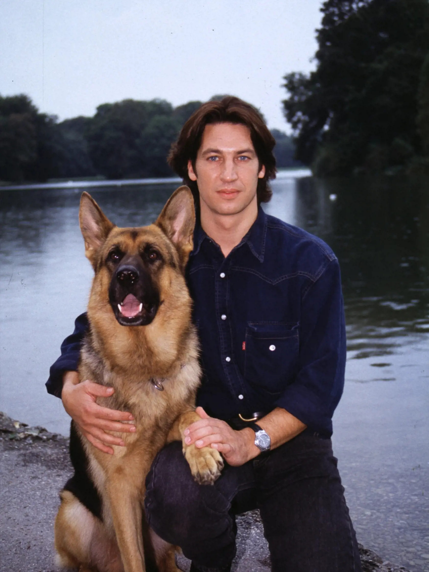Tobias Moretti - V rokoch 1994 - 2004 sa v úlohe Rexa vystriedali dvaja psy.