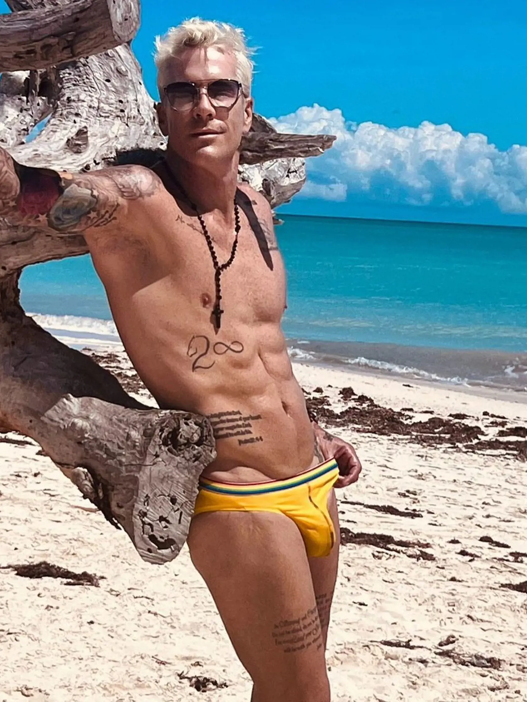 Fernando Carrillo z Rosalindy