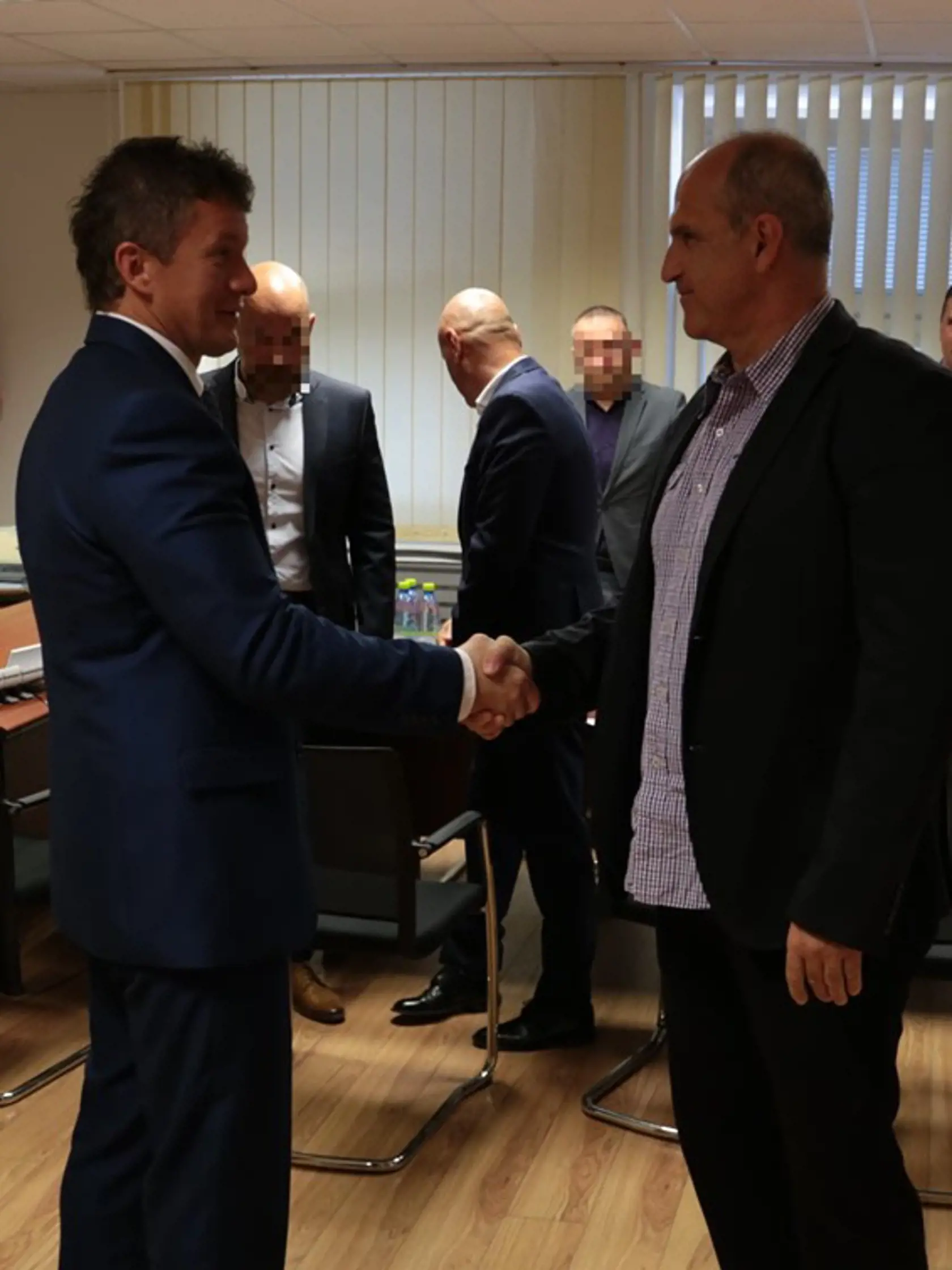 Novým riaditeľom NAKA je bývalý šéf Národnej protizločineckej jednotky Branislav Zurian.  Do funkcie ho ustanovil policajný prezident Milan Lučanský.