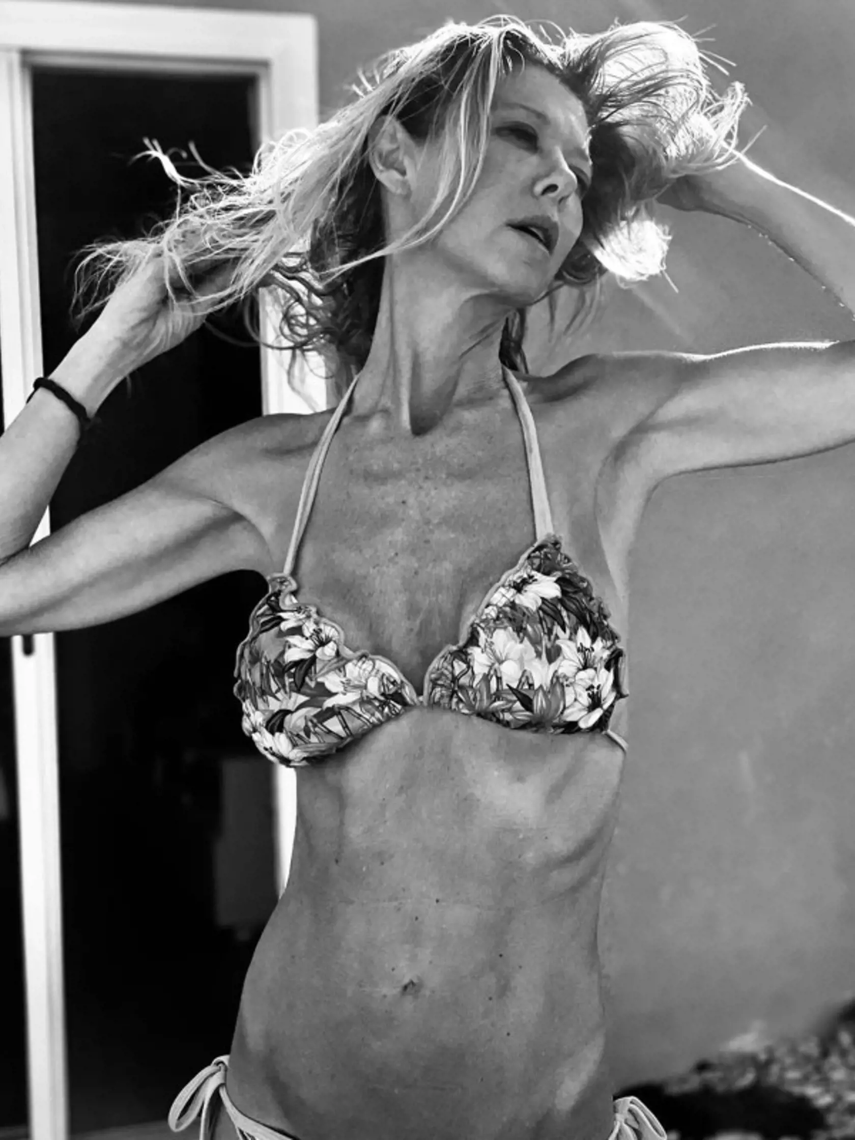 Tara Reid.