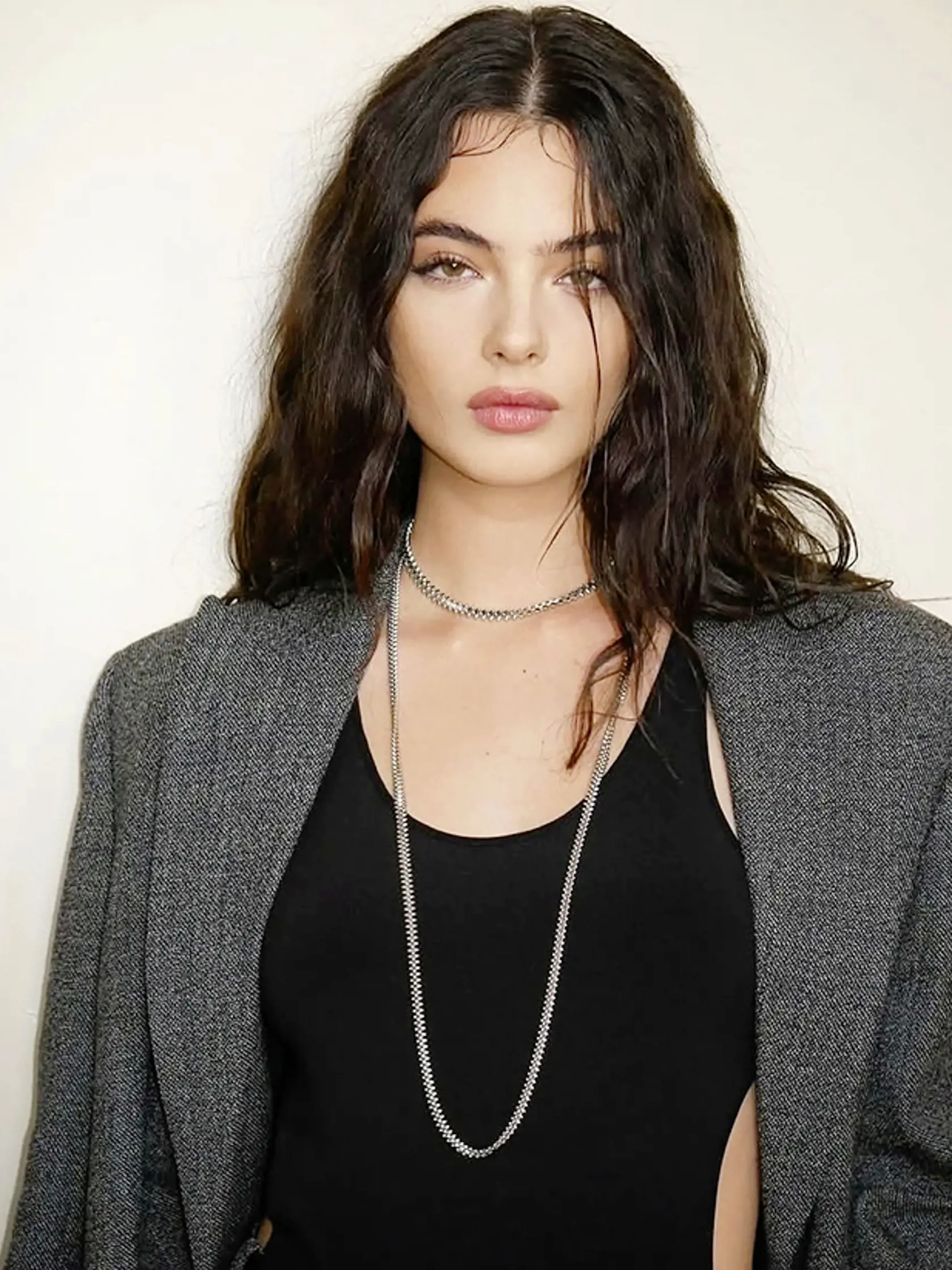 Deva Cassel je verná kópia svojej matky Monicy Bellucci.