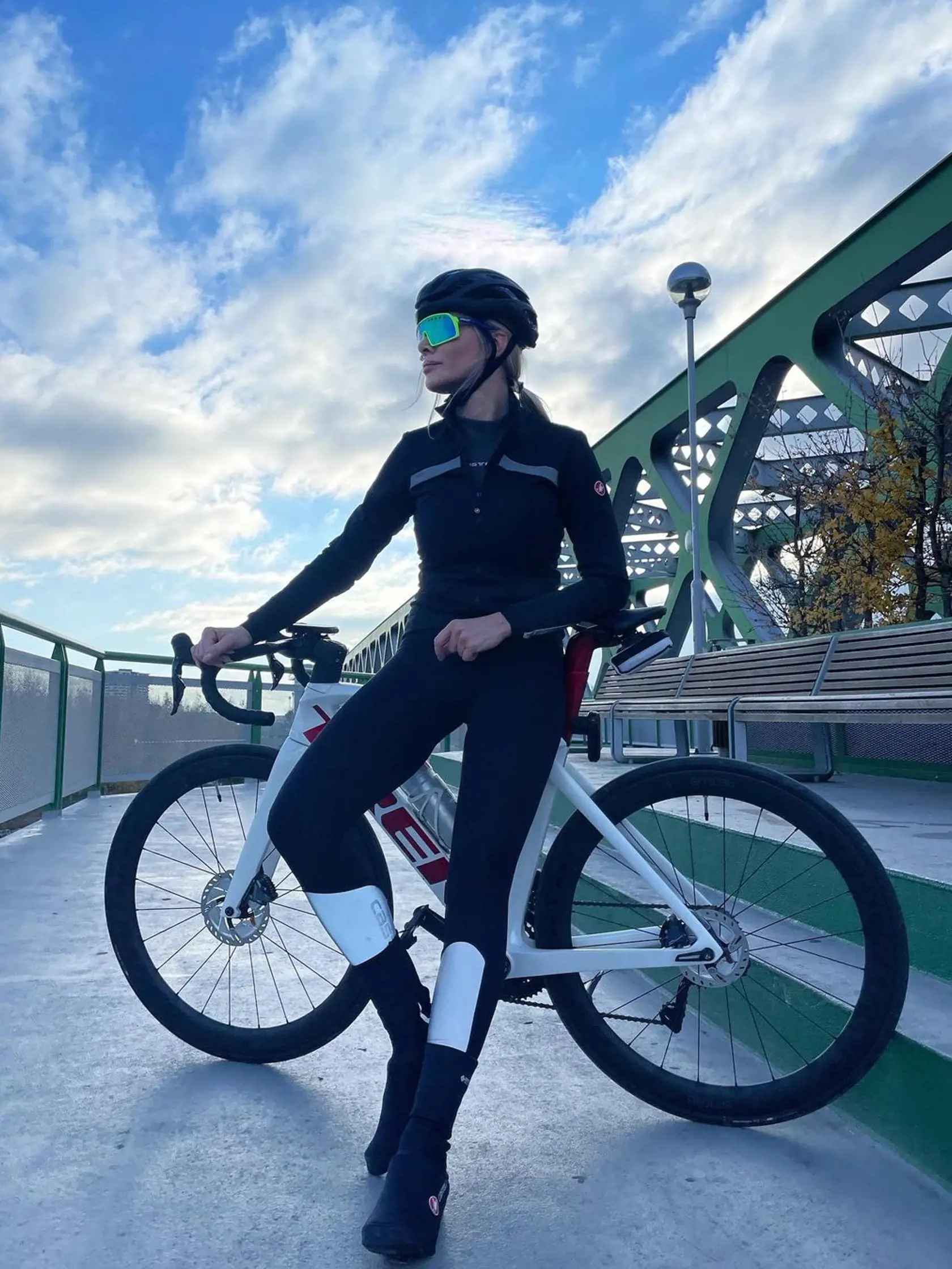 Petra Krištúfková rada jazdí na svojom bicykli. Bežne za deň zdolá desiatky kilometrov.