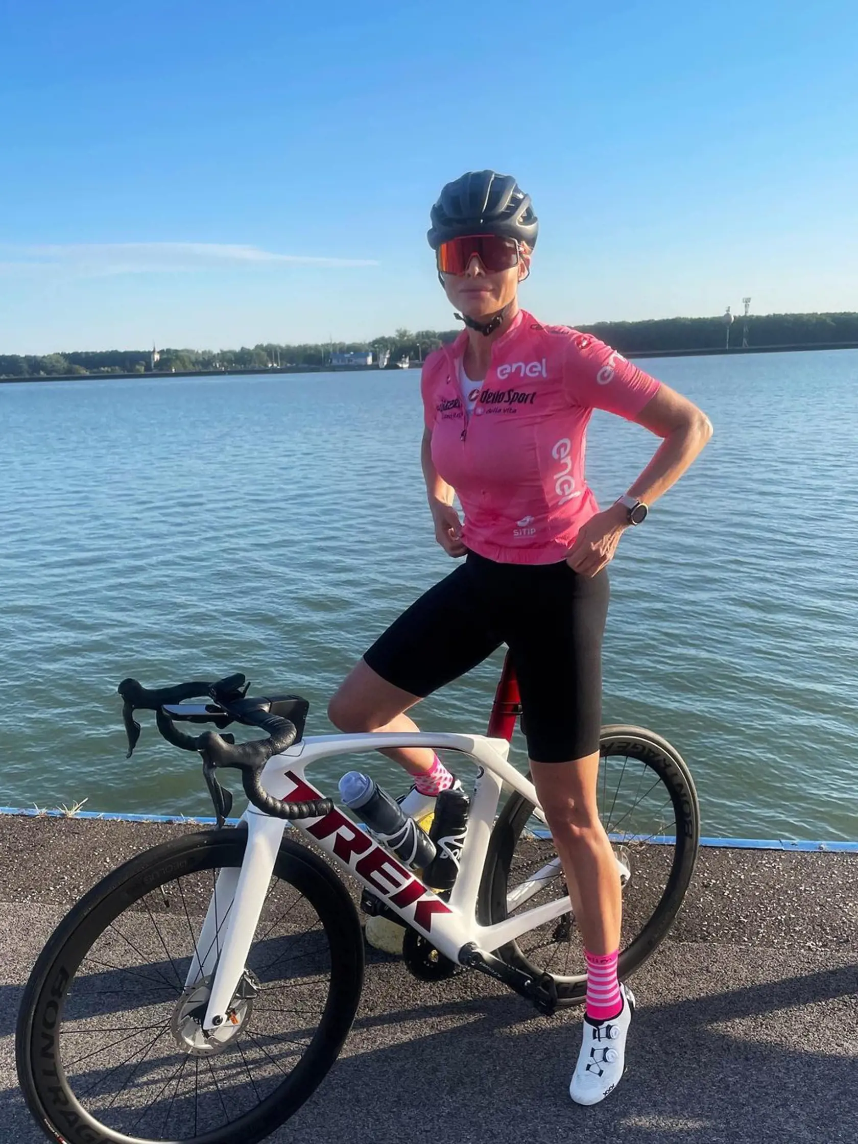 Petra Krištúfková rada jazdí na svojom bicykli. Bežne za deň zdolá desiatky kilometrov.