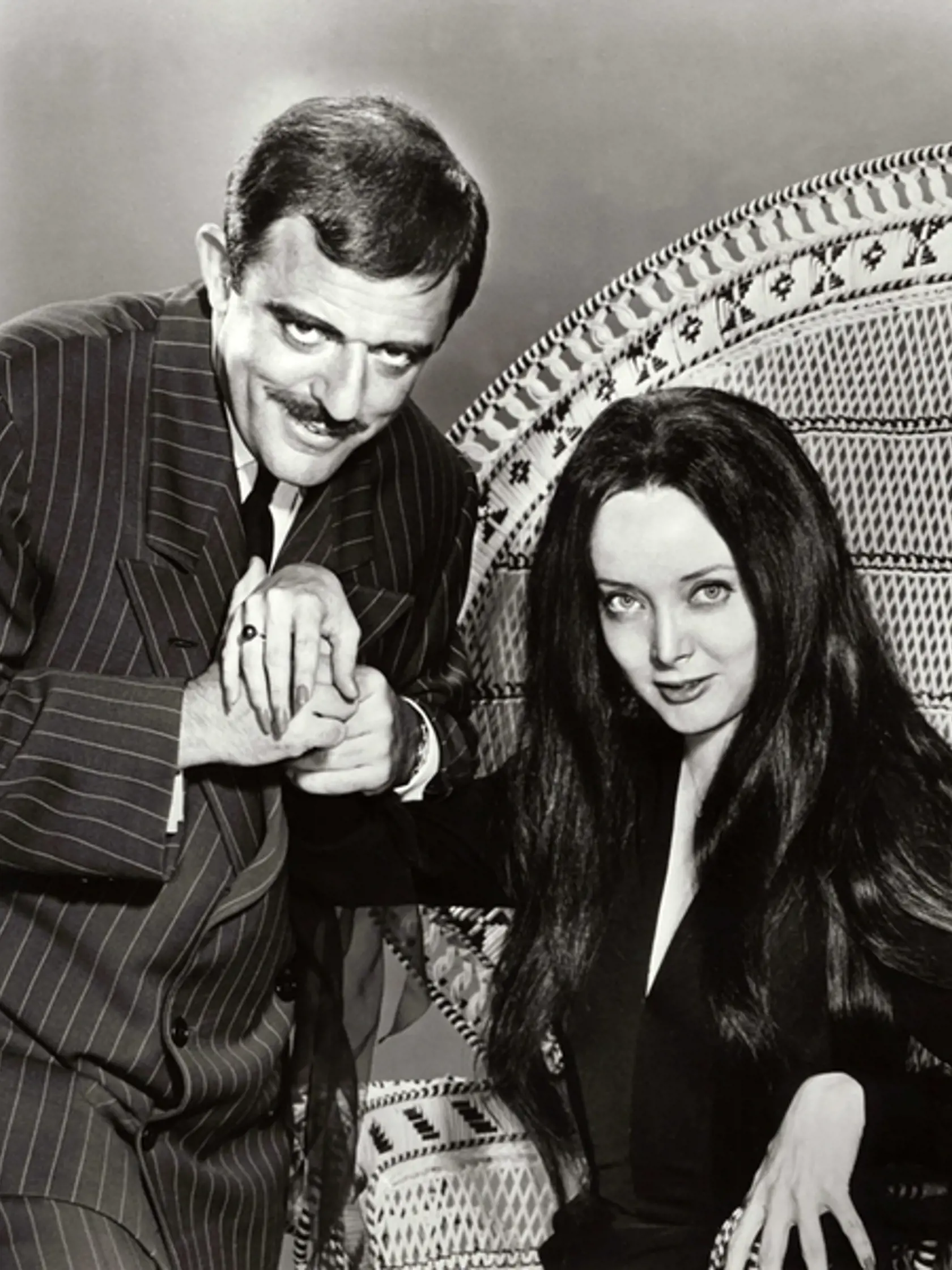 Predstaviteľ Goméza z rokov 1964 až 1966 a Carolyn Sue Jones († 53).
